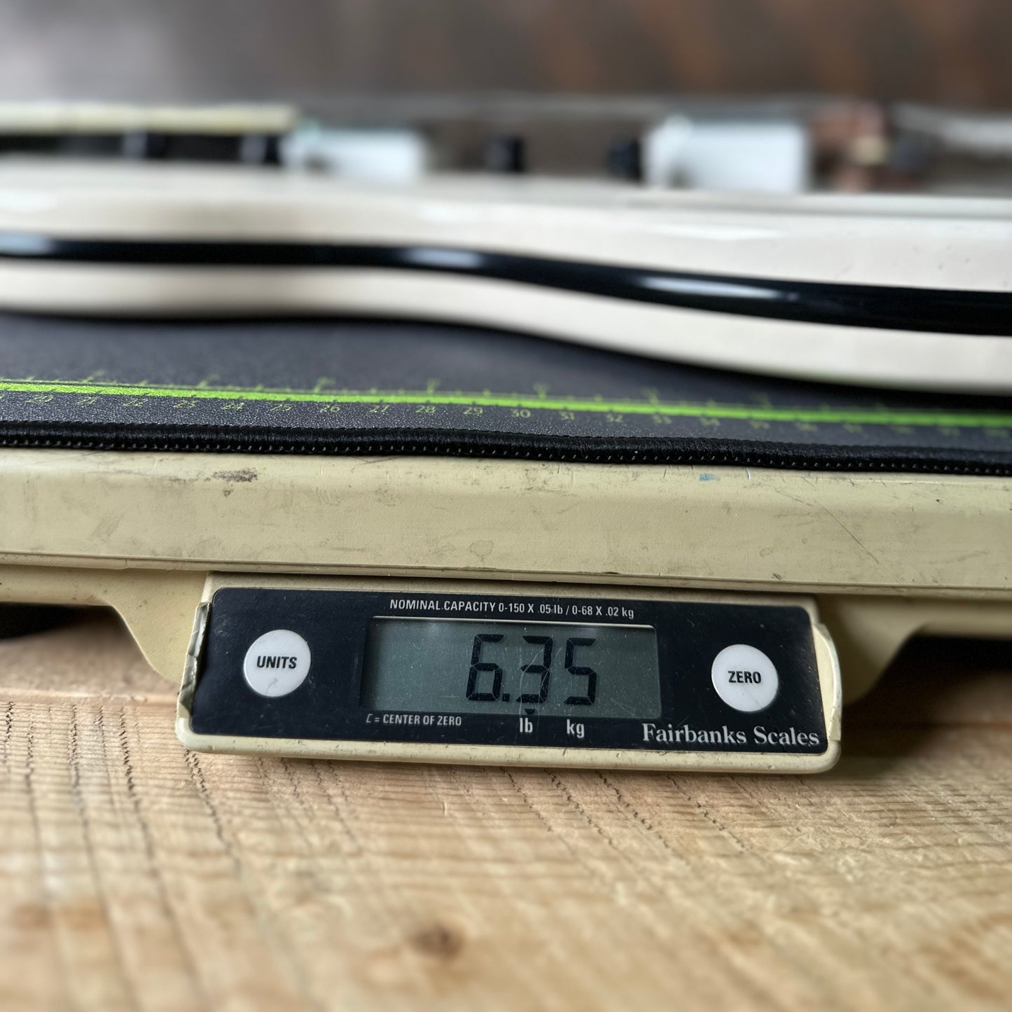 Vintage 1962 Supro Martinique Dual Tone Res-O Glass - White