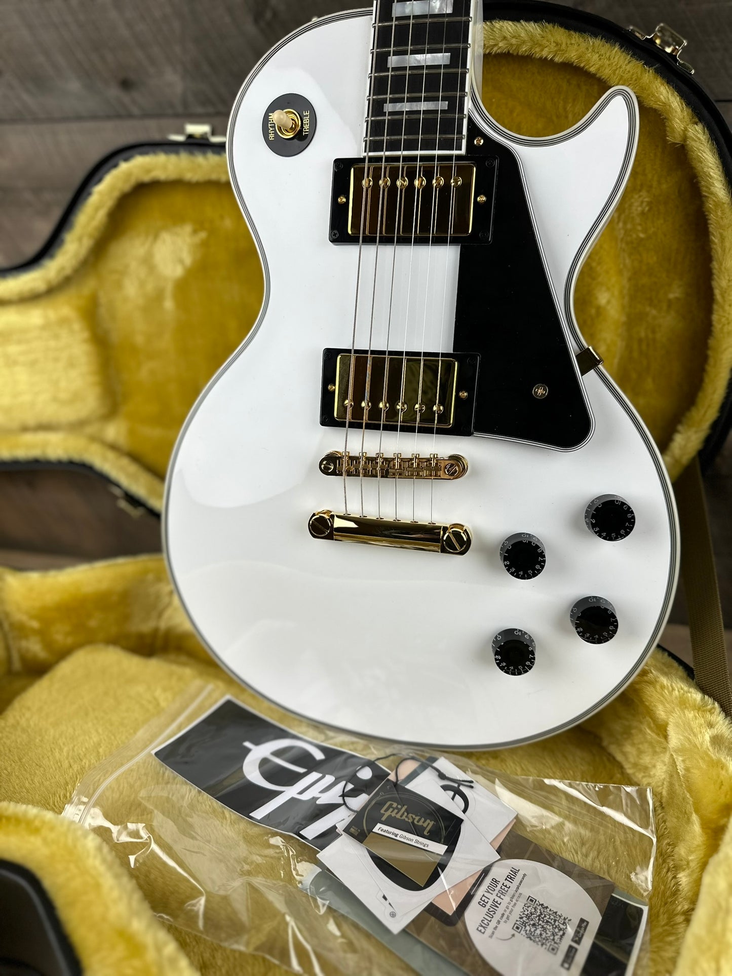 Epiphone Inspired By Gibson Custom Les Paul Custom - Alpine White 24101521339