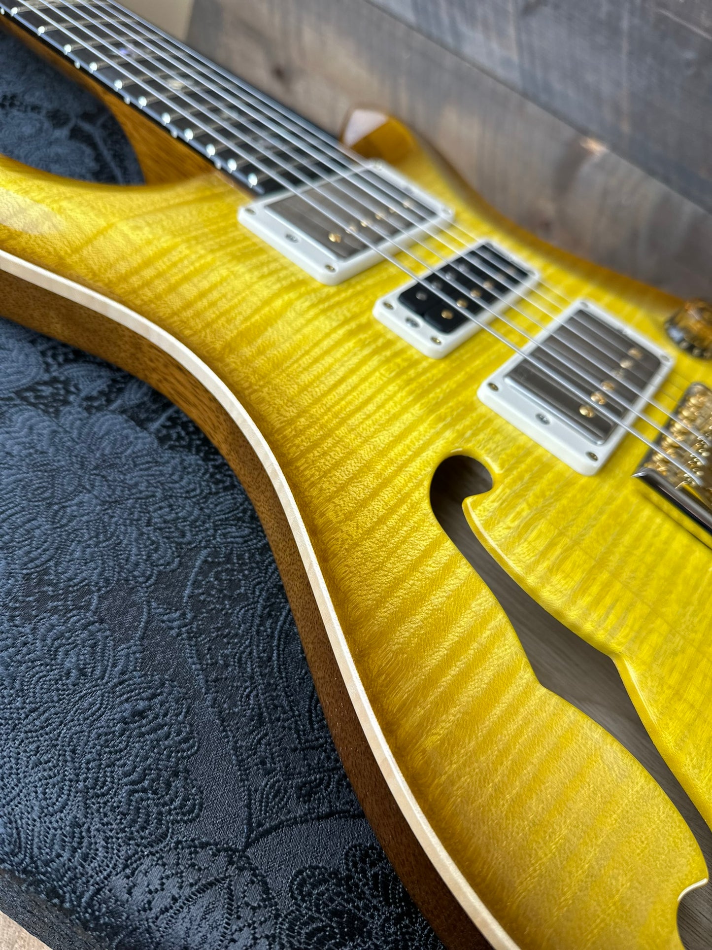 PRS Wood Library Special 22 Semi-Hollow - Flame Maple 10 Top Korina Back/Neck Ebony FB - Livingston Lemondrop 391568