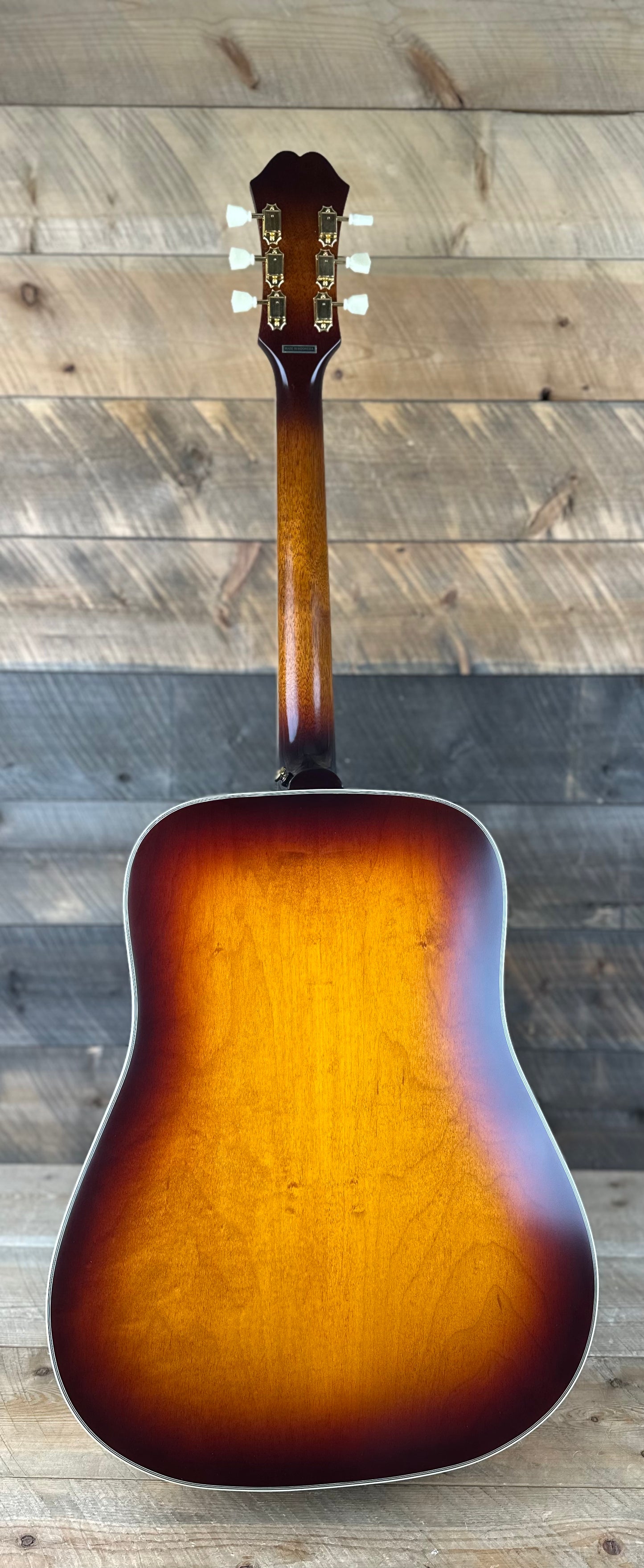 Epiphone Masterbilt Frontier - Aged Iced Tea Gloss 24102301152