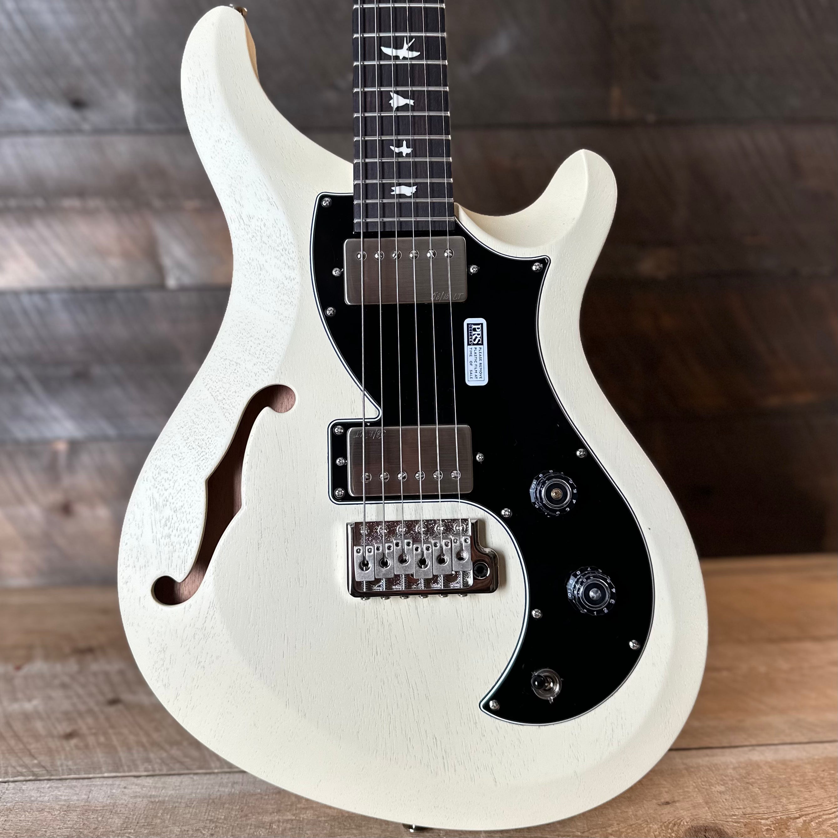PRS S2 Vela Semi-Hollow HHT Quimper Edition – Antique White Satin