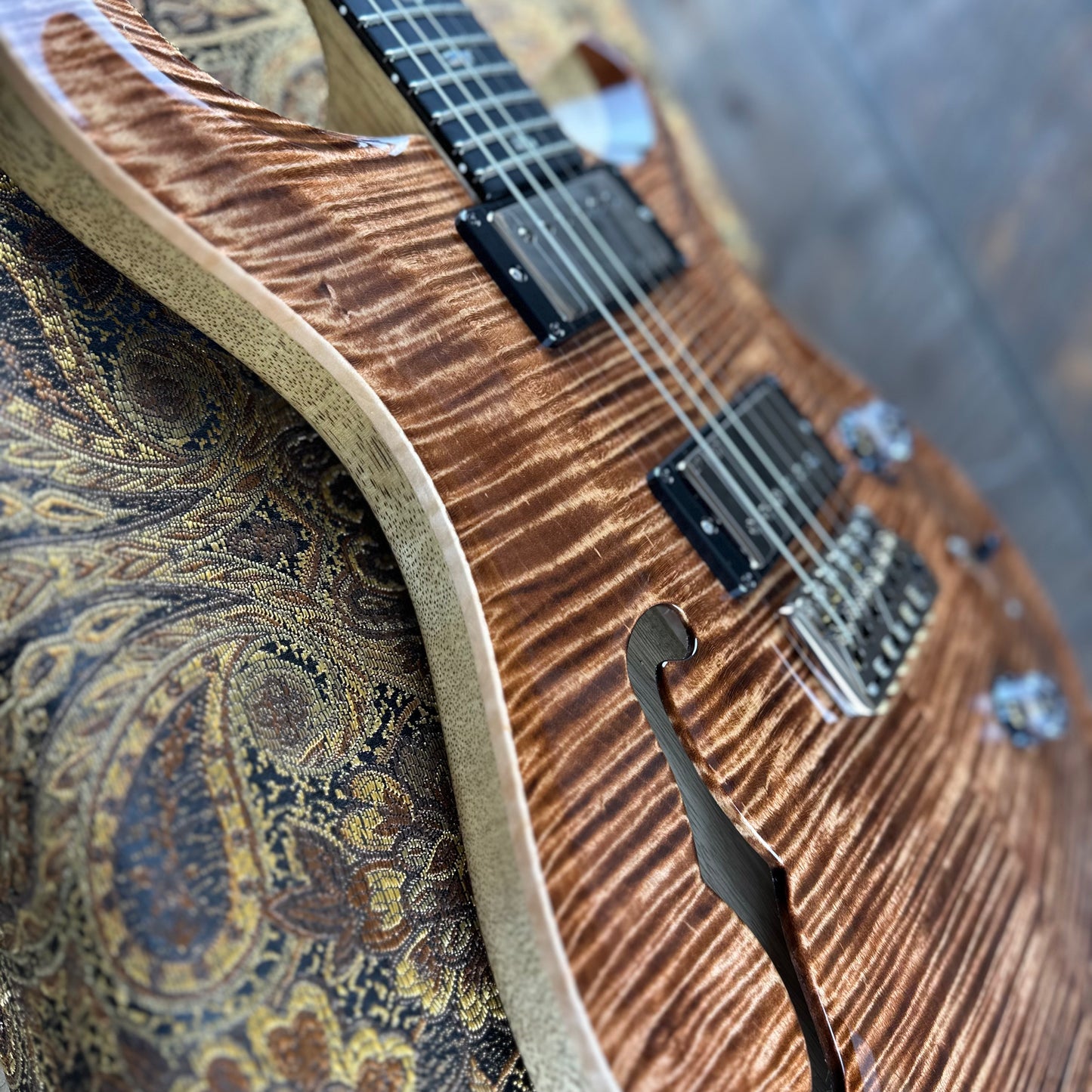 PRS Wood Library Custom 24 Semi-Hollow Flame Maple 10 Top Korina Body/Neck Ebony FB - Copperhead Burst 391117