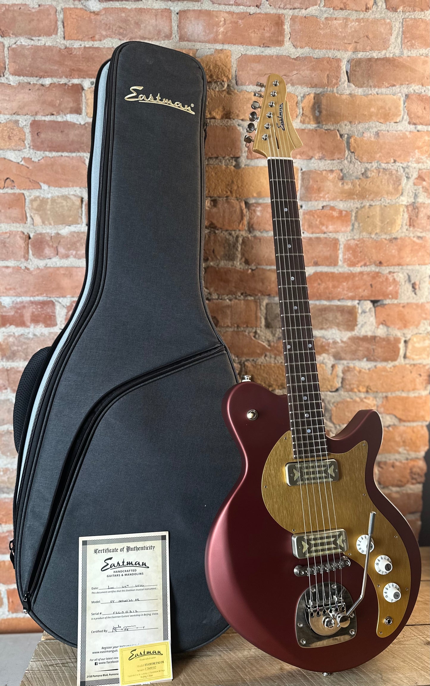 Eastman FullerTone Offset'62 Solid Body Electric Guitar - Dakota Red
