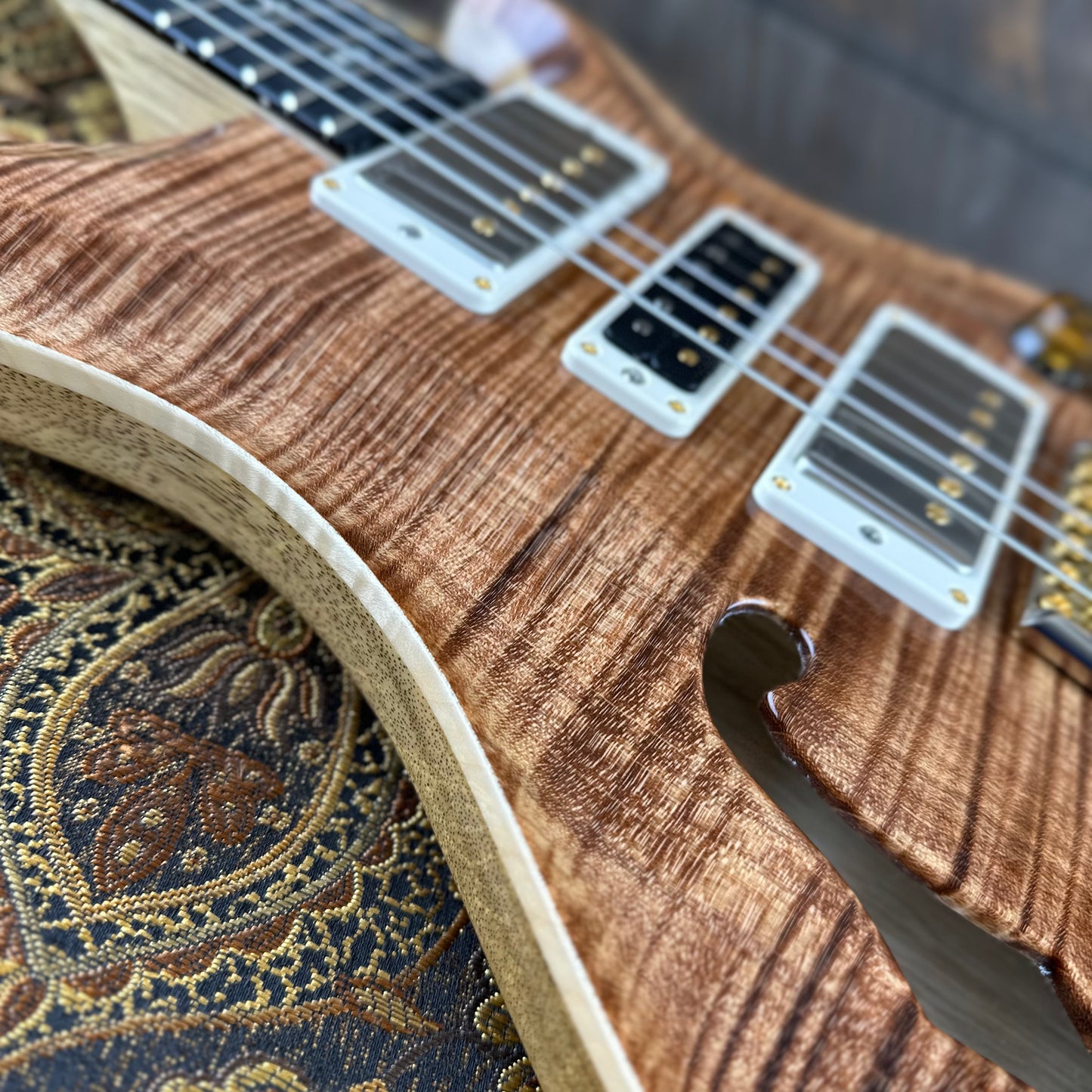 PRS Wood Library Special 22 Semi-Hollow - Flame Maple 10 Top Korina Back/Neck Ebony FB - Copperhead 391574