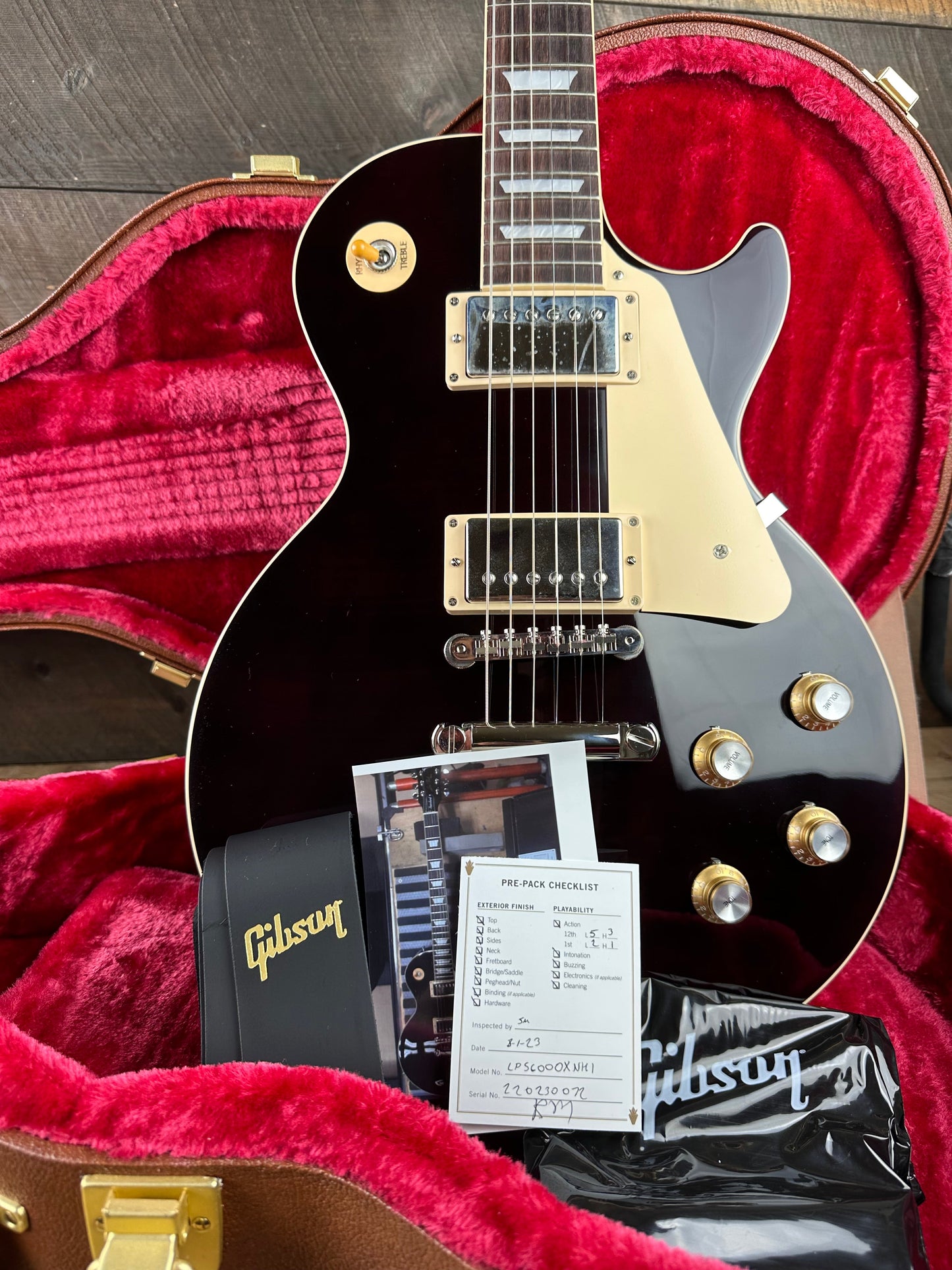 Gibson Les Paul Standard 60's Figured Top Custom Color (Floor Model)- Translucent Oxblood 220230072