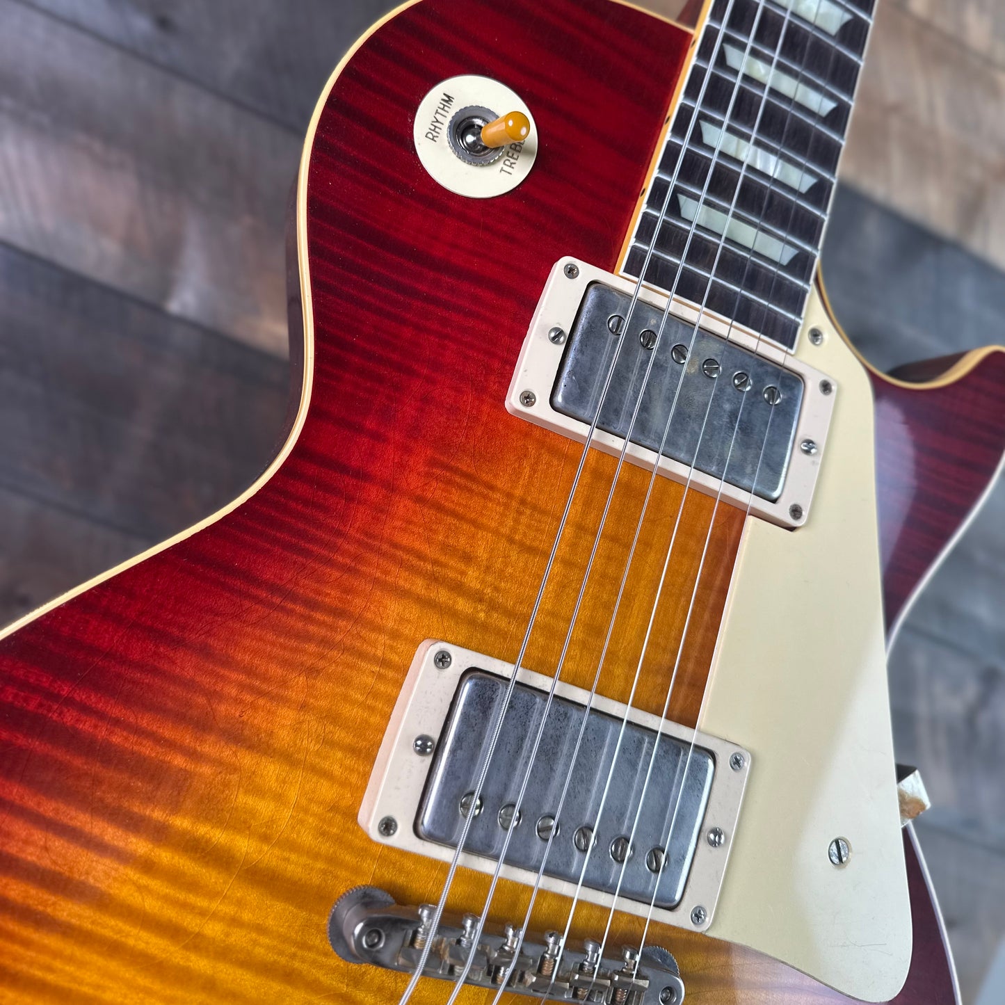 Gibson Custom Shop Murphy Lab 1959 Les Paul Standard Ultra Light Aged - Factory Burst 96675
