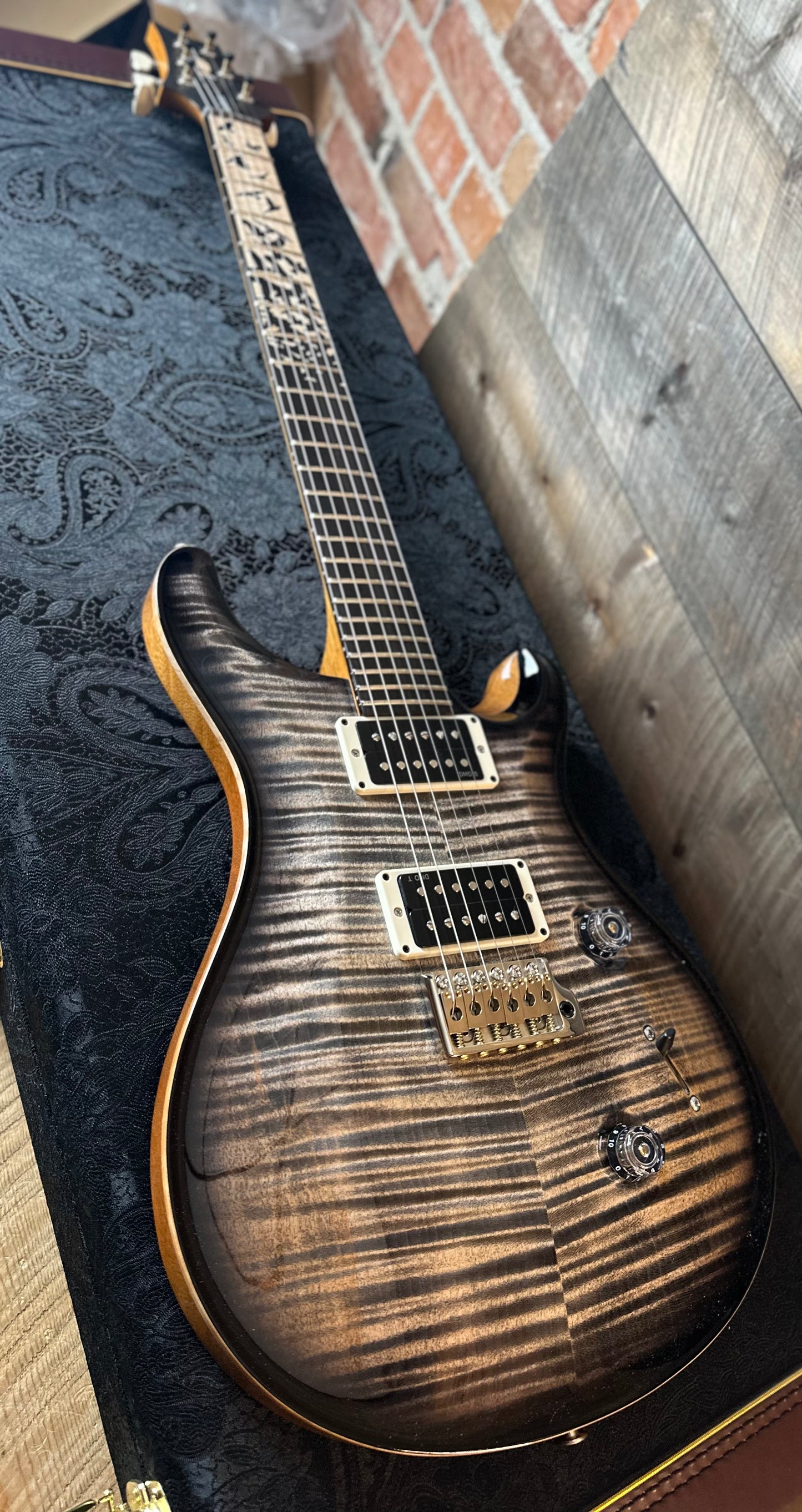 PRS Custom 24 "Birds of a Feather" Limited Edition - Charcoal Microburst 430574
