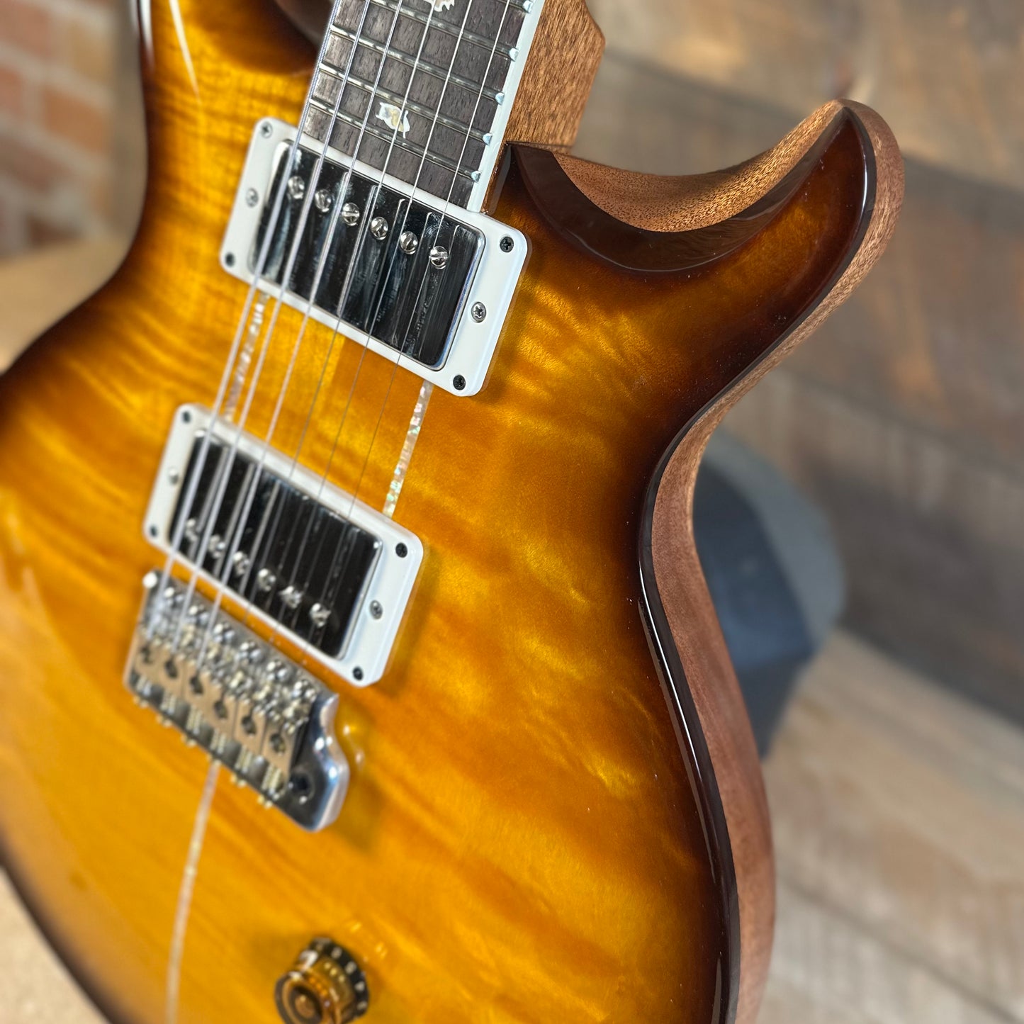 *PRS Roadshow Guitar* PRS Santana Retro Custom Color - McCarty Tobacco Burst W/Natural Back 421080