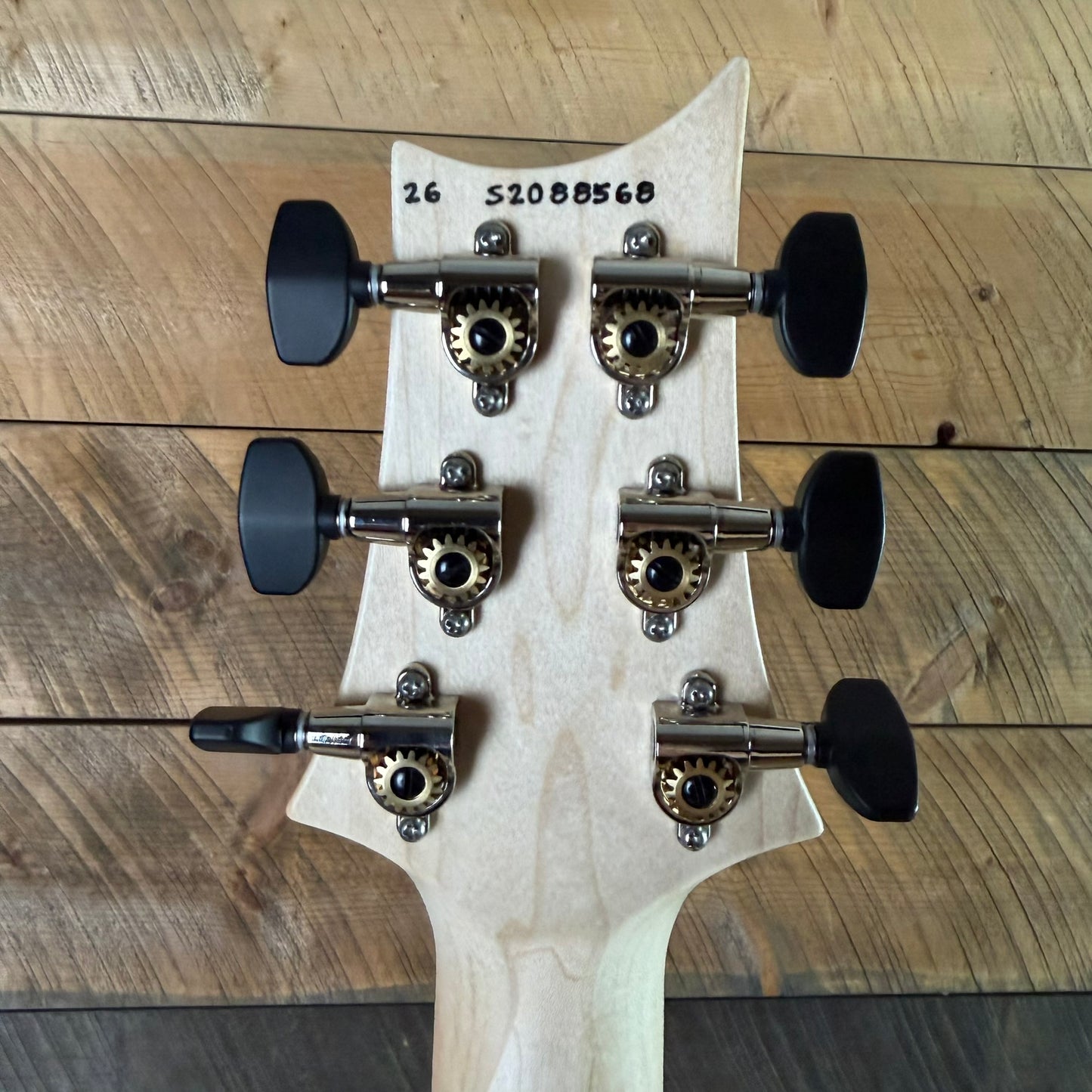 PRS S2 Vela Limited Edition Black Limba Satin Natural S2088568