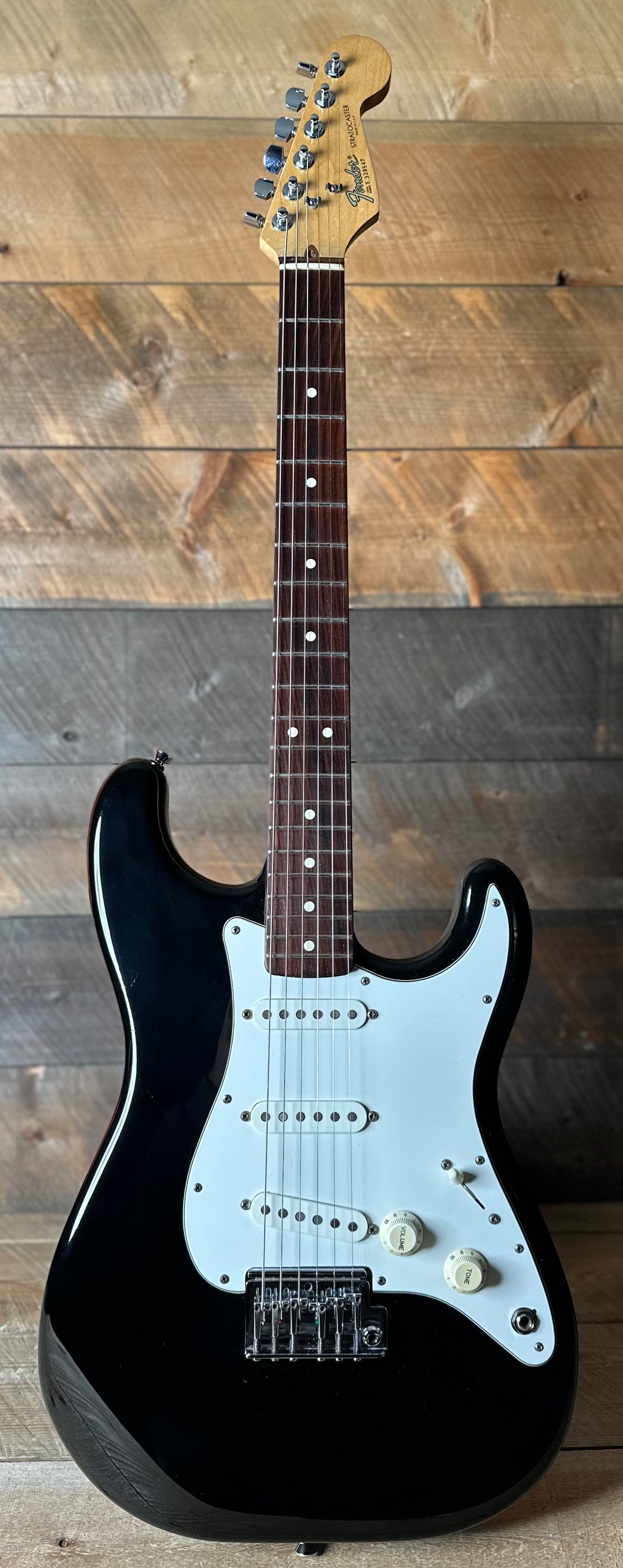 Vintage 1983 Fender Dan Smith Era Standard Stratocaster (2-Knob) with Rosewood Fretboard 7.8 LBS!- Black