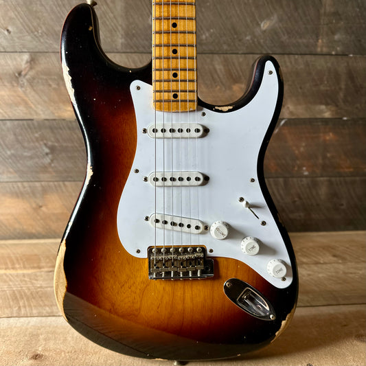 Used Fender Custom Shop Limited Edition 70th Anniversary 54' Stratocaster Wildwood Spec - 2 Color Sunburst Relic