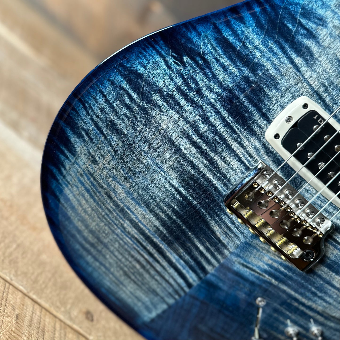 PRS Modern Eagle V Custom Color - Grey Blueburst 417812