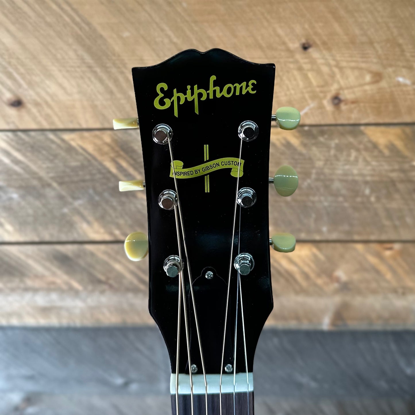 Epiphone Inspired By Gibson Custom 1942 Banner J-45 Reissue - Vintage Sunburst 25021500120