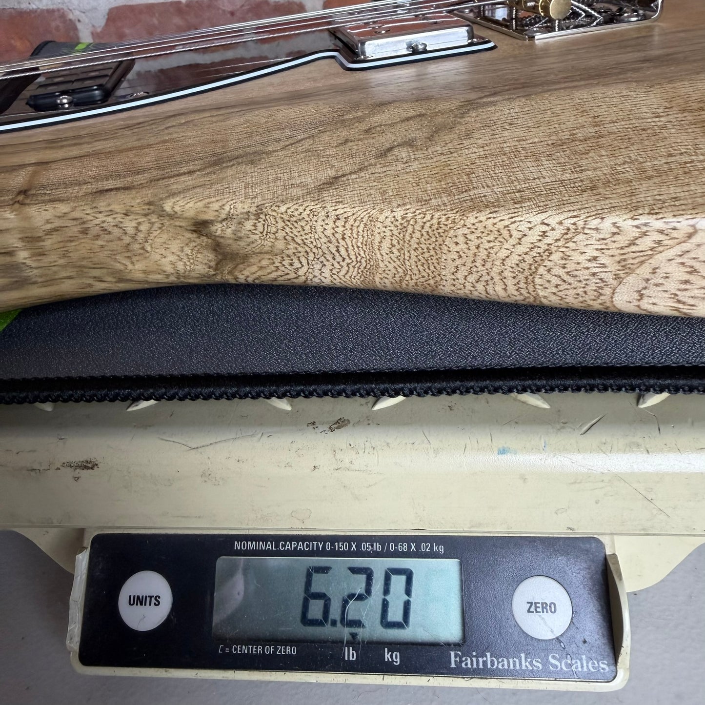 PRS S2 Vela Limited Edition Black Limba Satin Natural S2088562