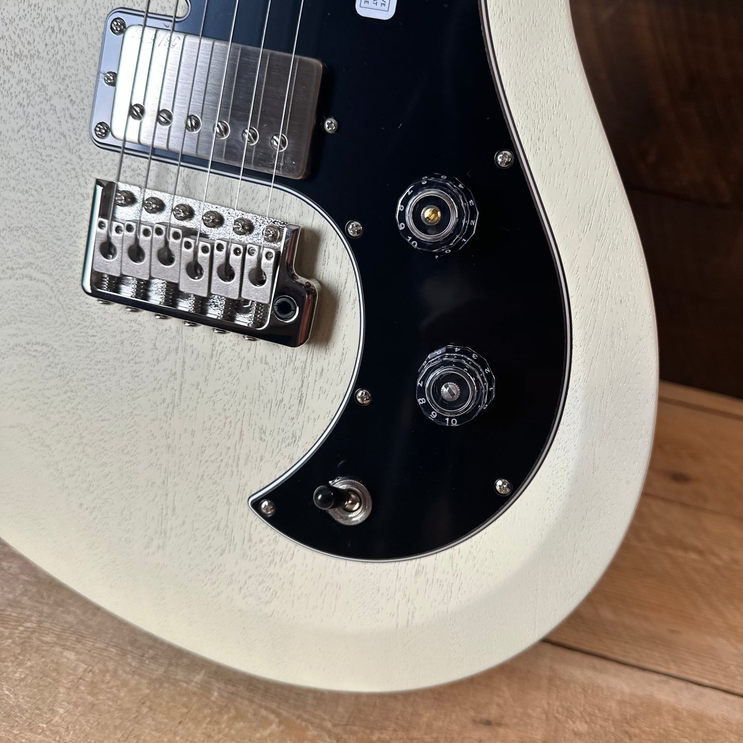 PRS S2 Vela Semi-Hollow HHT Quimper Edition – Antique White Satin Nitro USA Electric Guitar S2088697