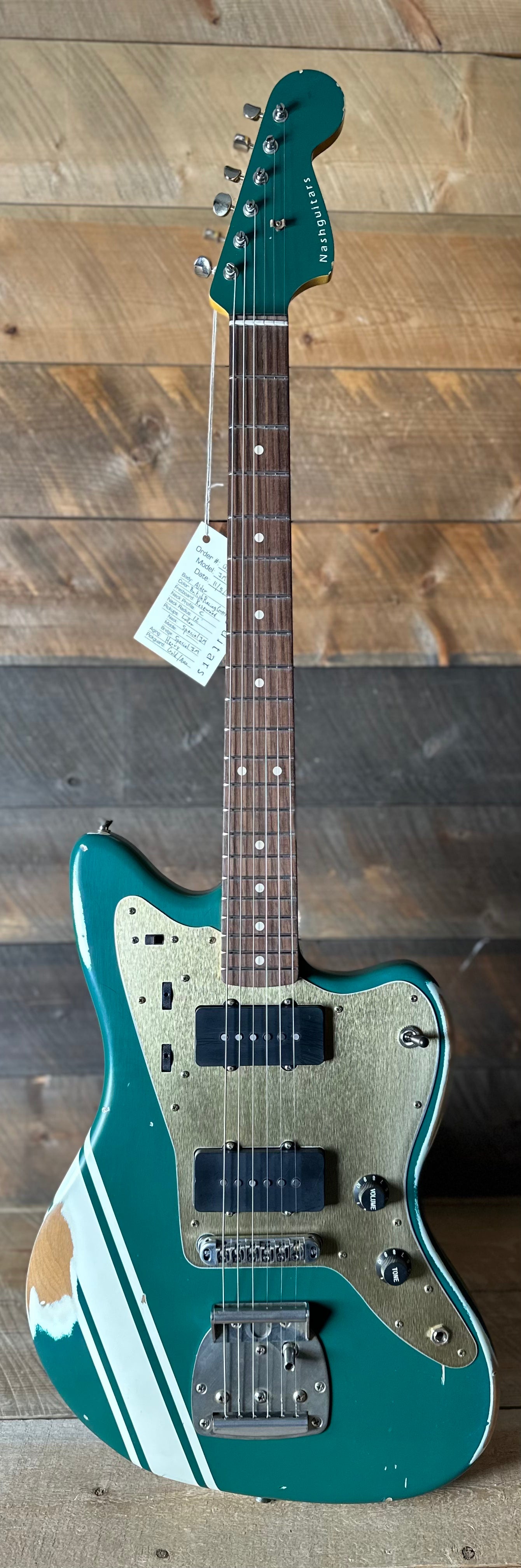 Nash JM-63 - British racing Green W/Racing Stripe QUI-2