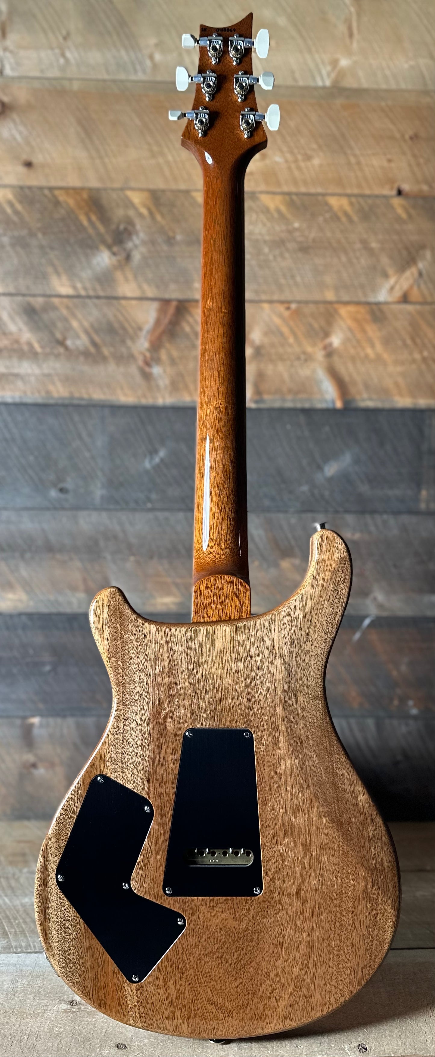 PRS Modern Eagle V Rare One Of A Kind!! - Black Rainbow Holoflake Top & Binding (Natural Back) 418869