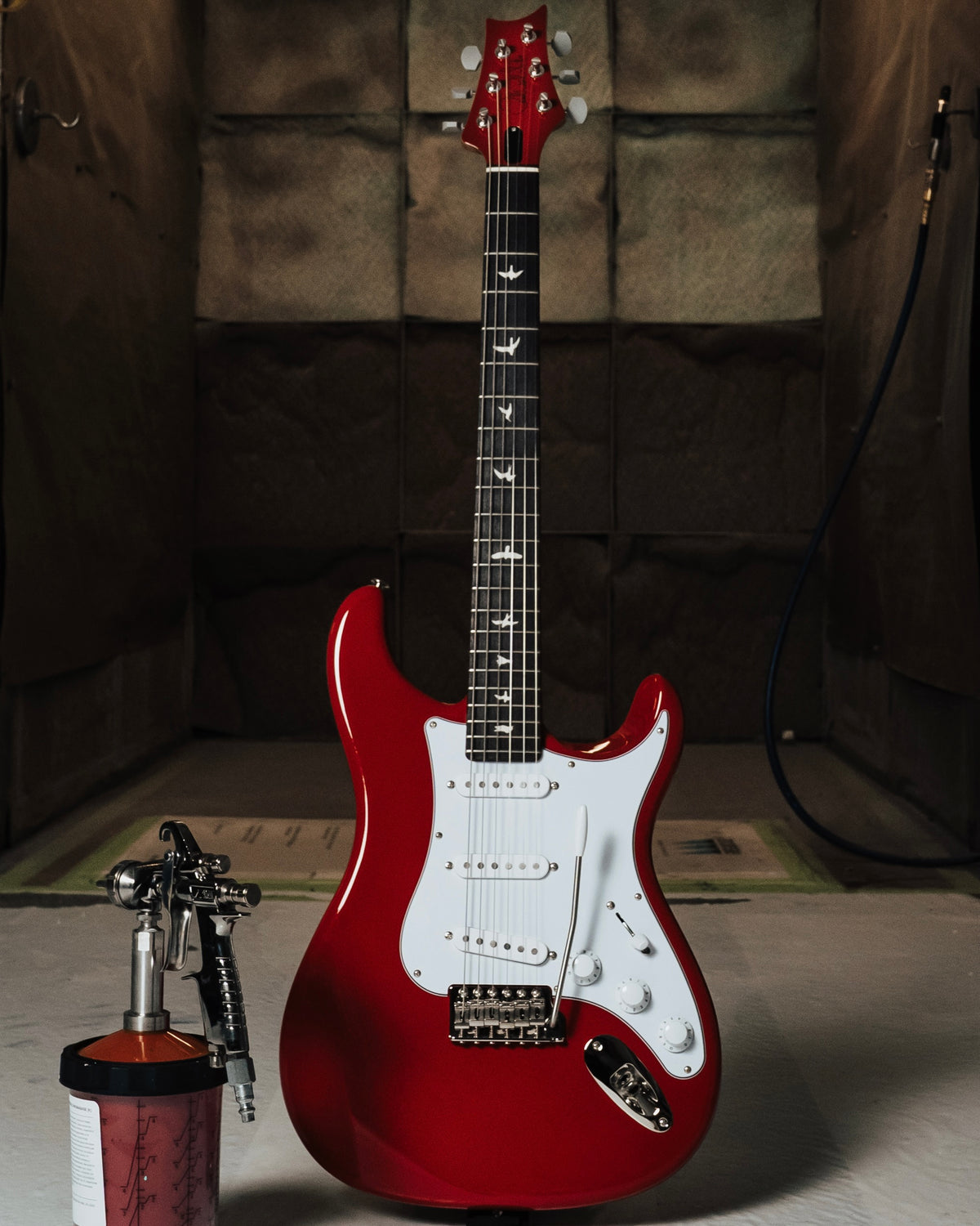 *Pre-Sale Estimated Ship Date 12/26* PRS USA John Mayer Silver Sky Defender Limited Edition - Portofino Red