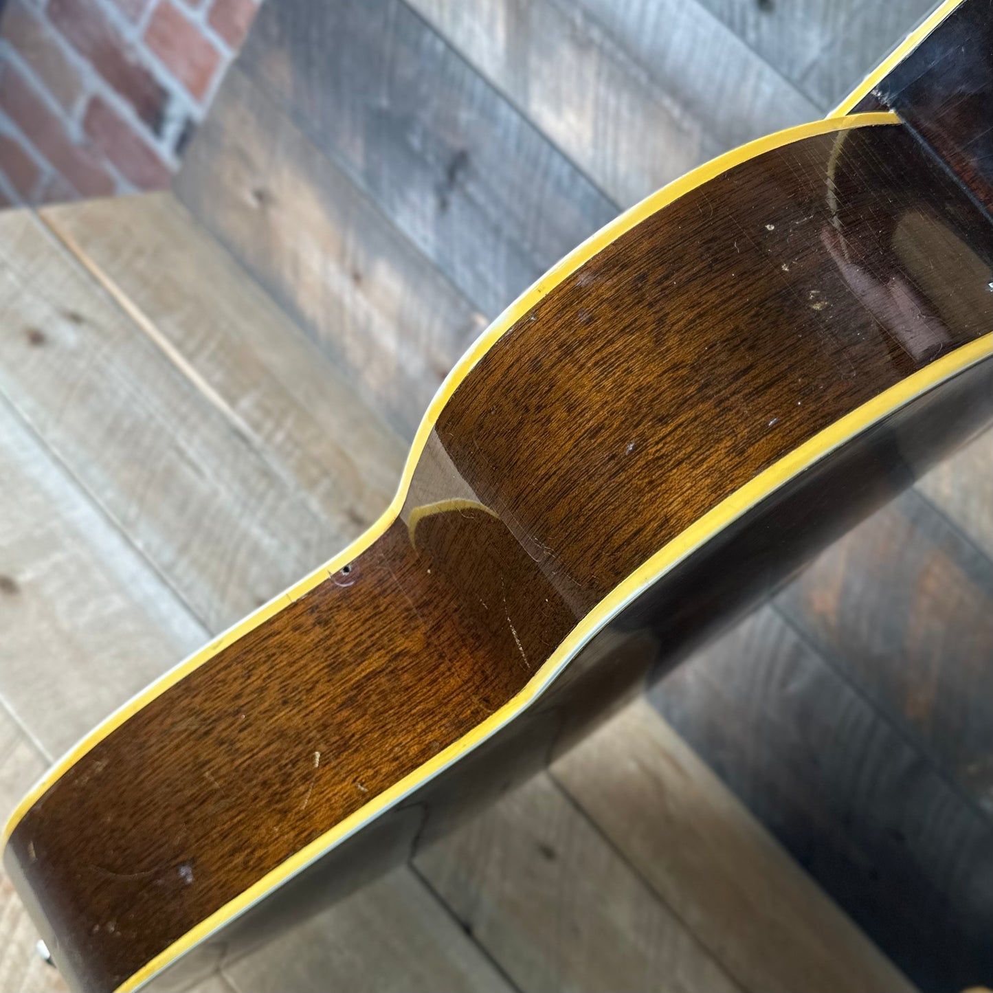Vintage 1946 Gibson Post-War ES-300 - Sunburst