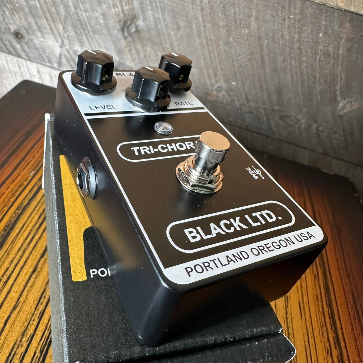 MR. Black LTD.Tri-Chorale Chorus Pedal