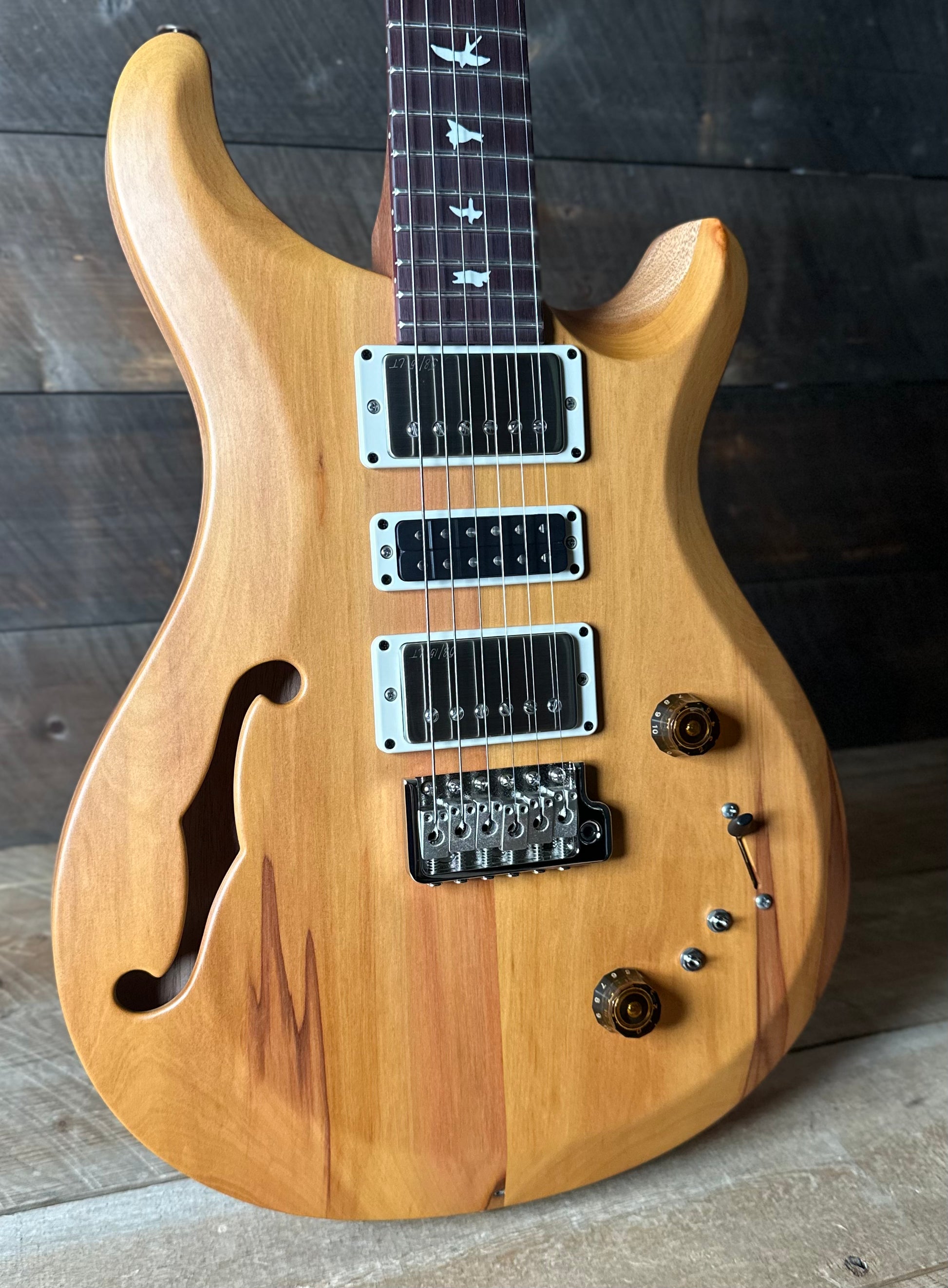 PRS S2 Special Semi-Hollow Reclaimed Limited Edition - Natural PRS S2 Special Semi-Hollow Reclaimed Limited Edition - Natural