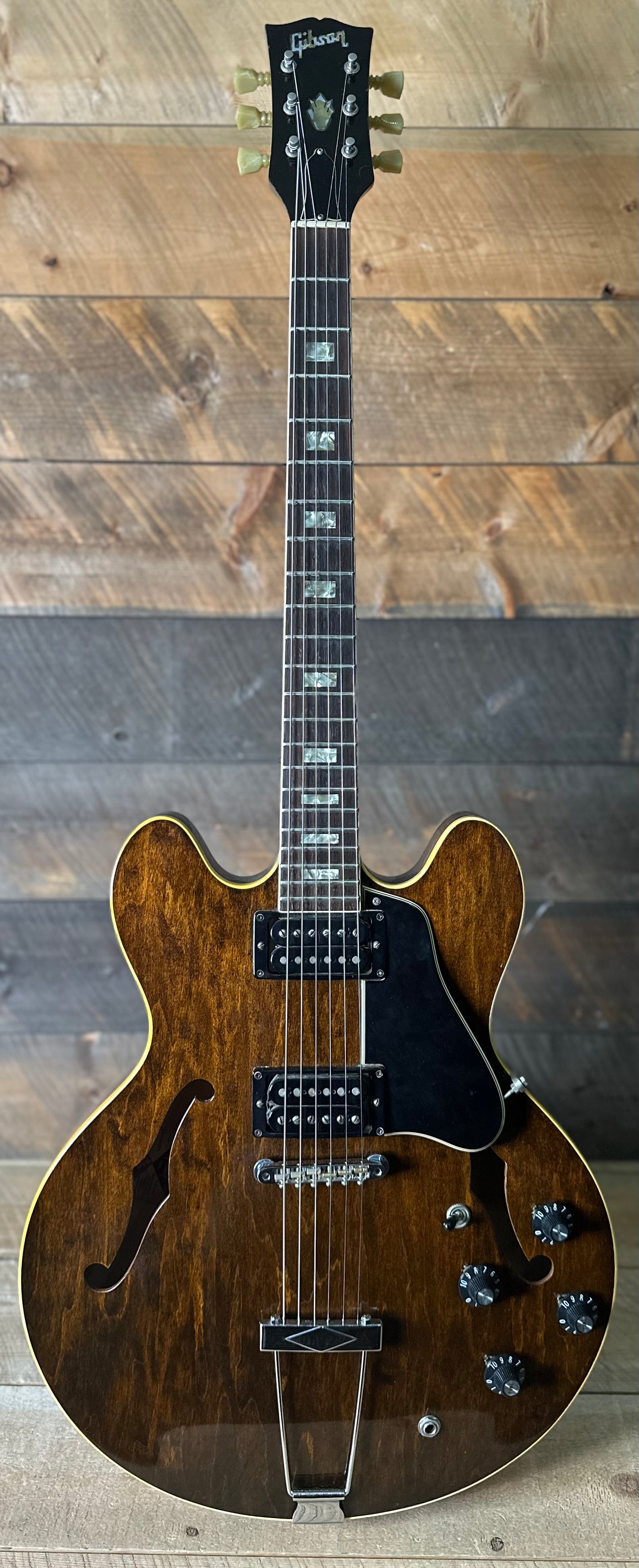 Vintage 1970's Gibson ES-335 - Walnut W/Original Case!