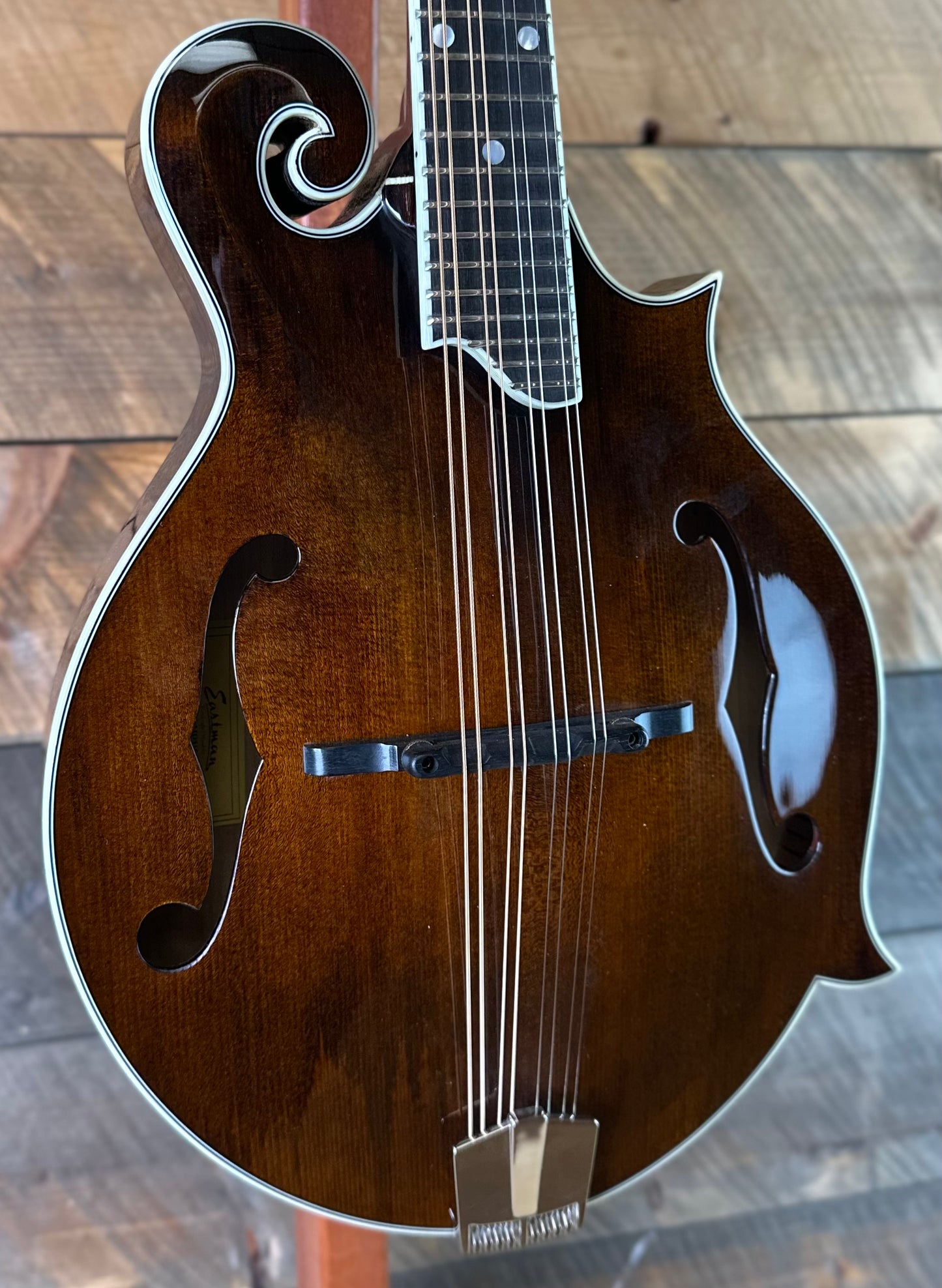 Eastman MD515 All Solid Wood F-Style Mandolin