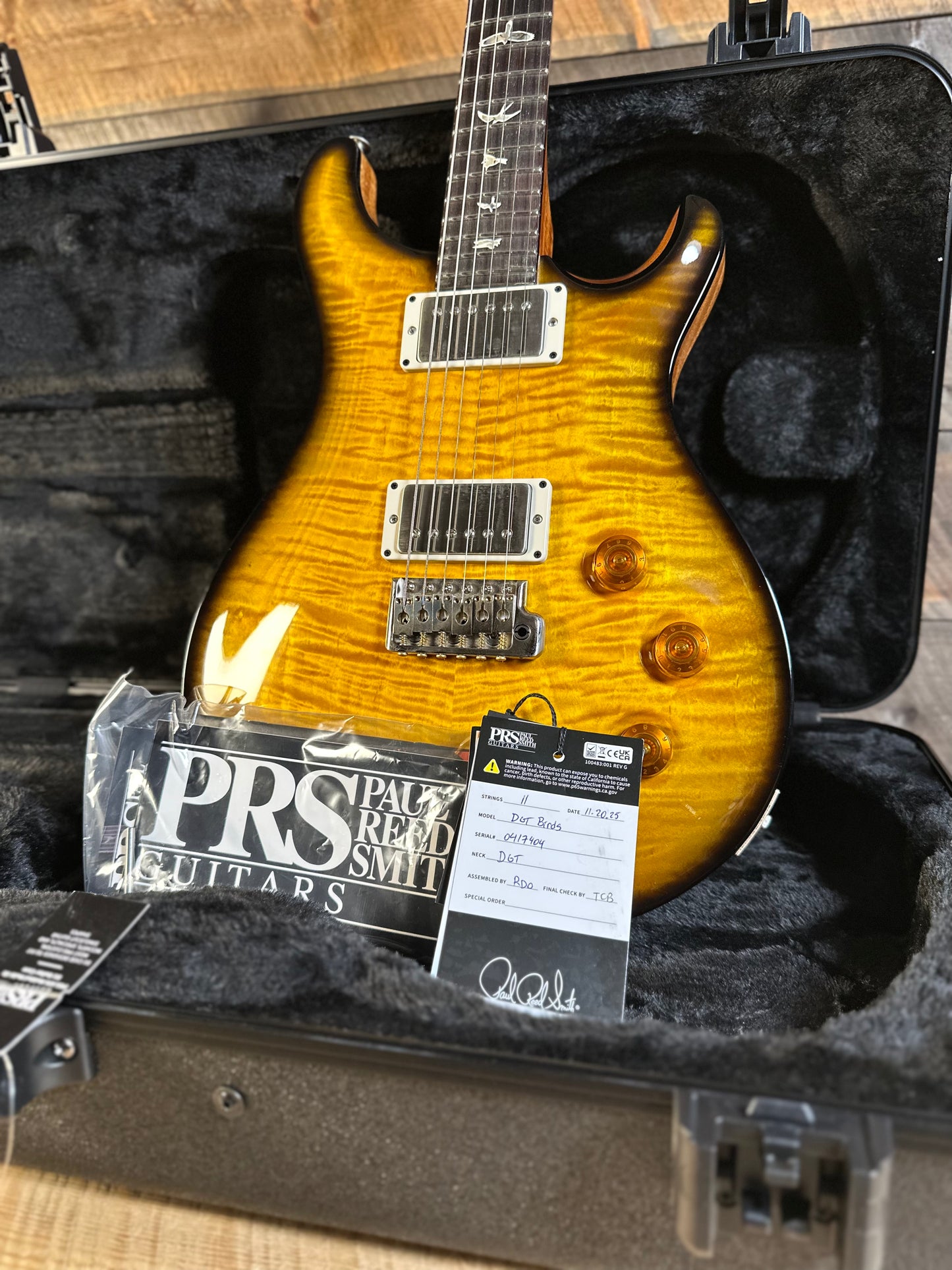 *PRS Roadshow Guitar* PRS DGT  (David Grissom Trem) W/Birds Custom Color - Livingston Lemondrop W/Black Microburst & Natural Back 417404