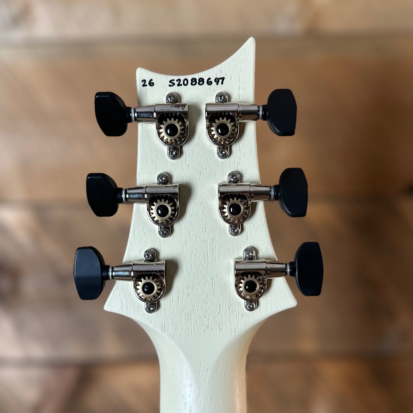PRS S2 Vela Semi-Hollow HHT Quimper Edition – Antique White Satin Nitro USA Electric Guitar S2088697