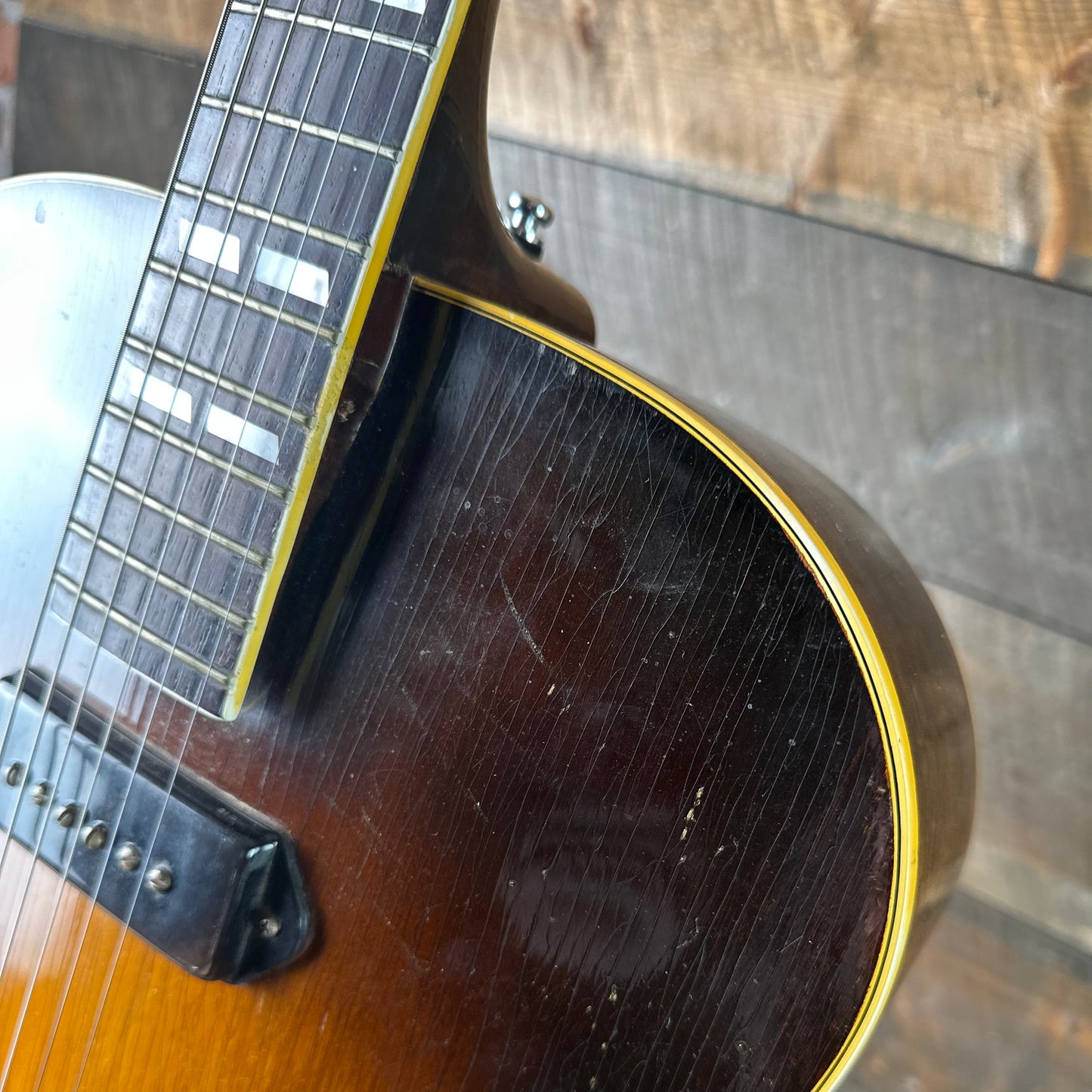 Vintage 1946 Gibson Post-War ES-300 - Sunburst