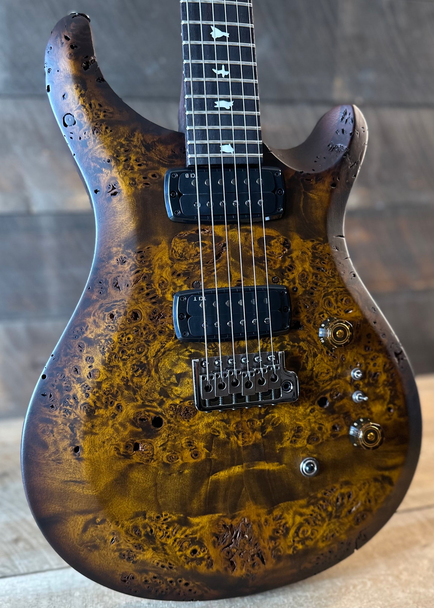 PRS Limited Edition Wood Library Select S2 Custom 24-08 Poplar Burl Top - Black Gold Burst  S2087816