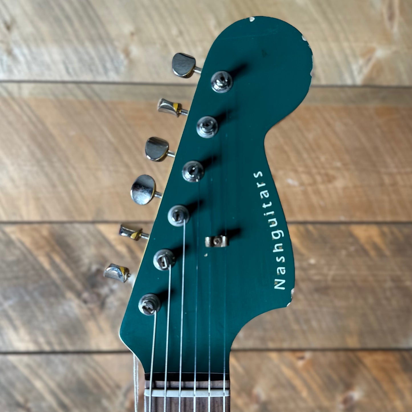 Nash JM-63 - British racing Green W/Racing Stripe QUI-2