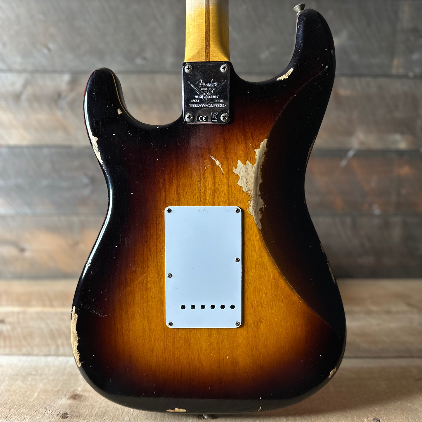 Used Fender Custom Shop Limited Edition 70th Anniversary 54' Stratocaster Wildwood Spec - 2 Color Sunburst Relic