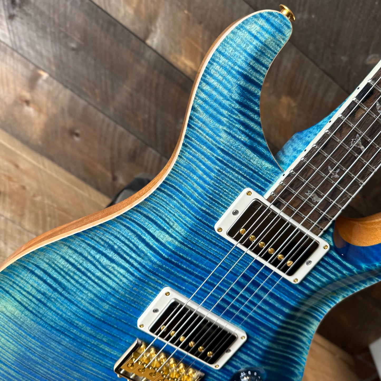 PRS Wood Library McCarty Tremolo w/ Dual Mini Toggles Flame Maple 10-top Ziricote FB - Arctic Blue Stained Neck 427978
