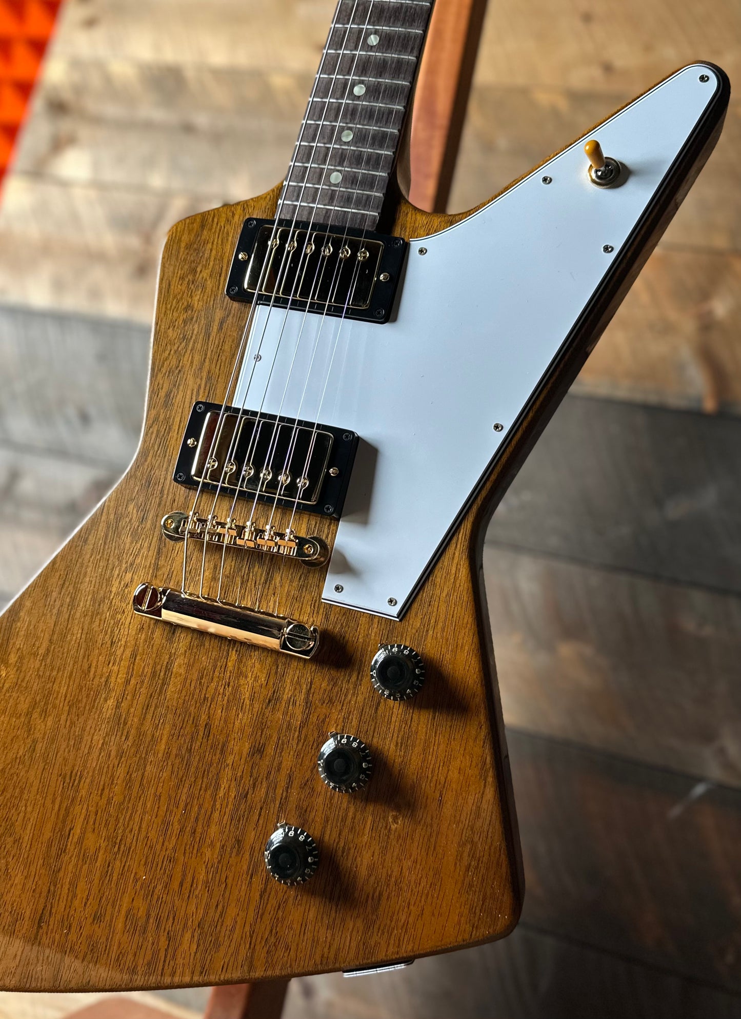 Gibson Custom 1958 Mahogany Explorer Reissue, VOS - Antique Natural 86041