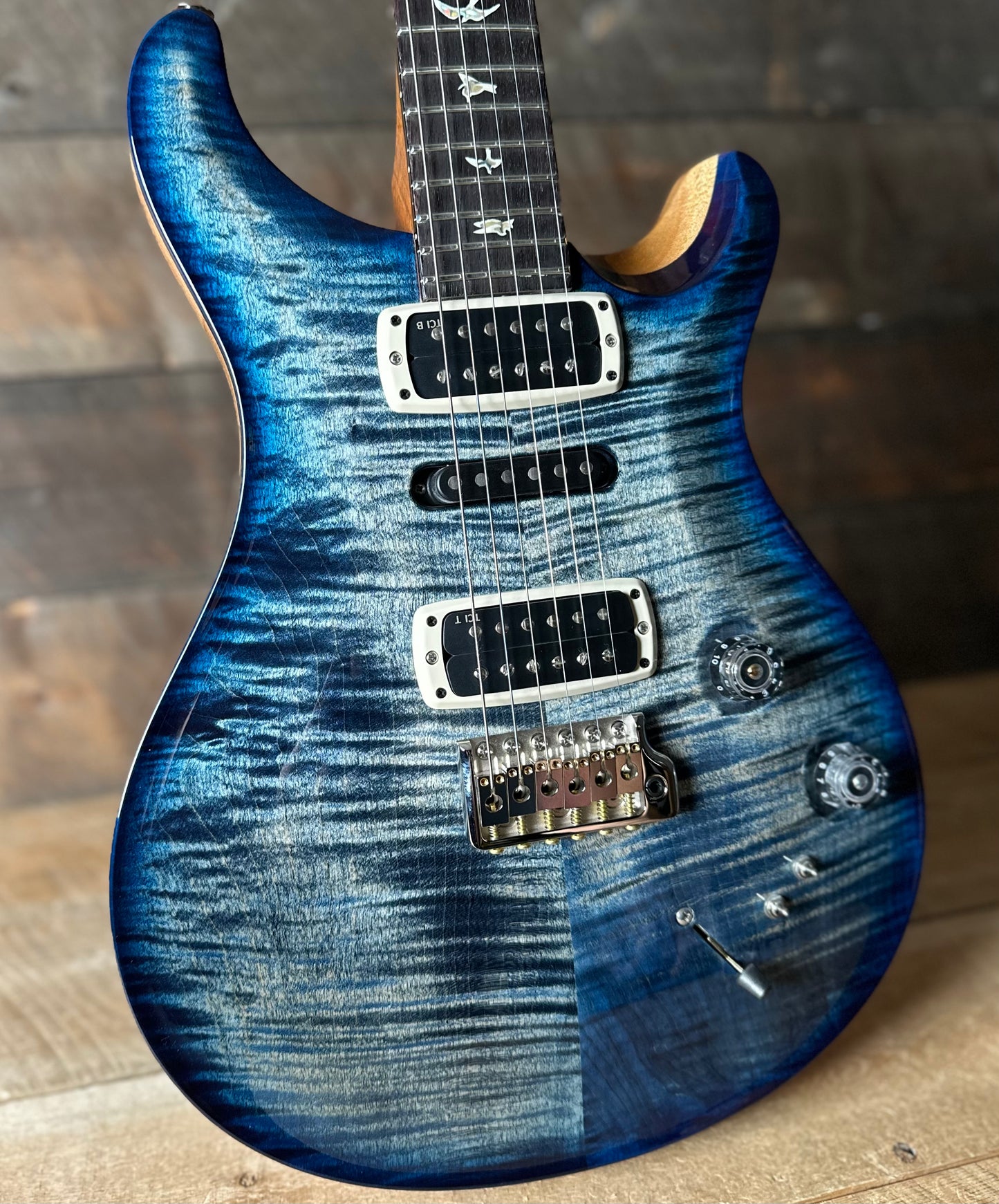 PRS Modern Eagle V Custom Color - Grey Blueburst 417812