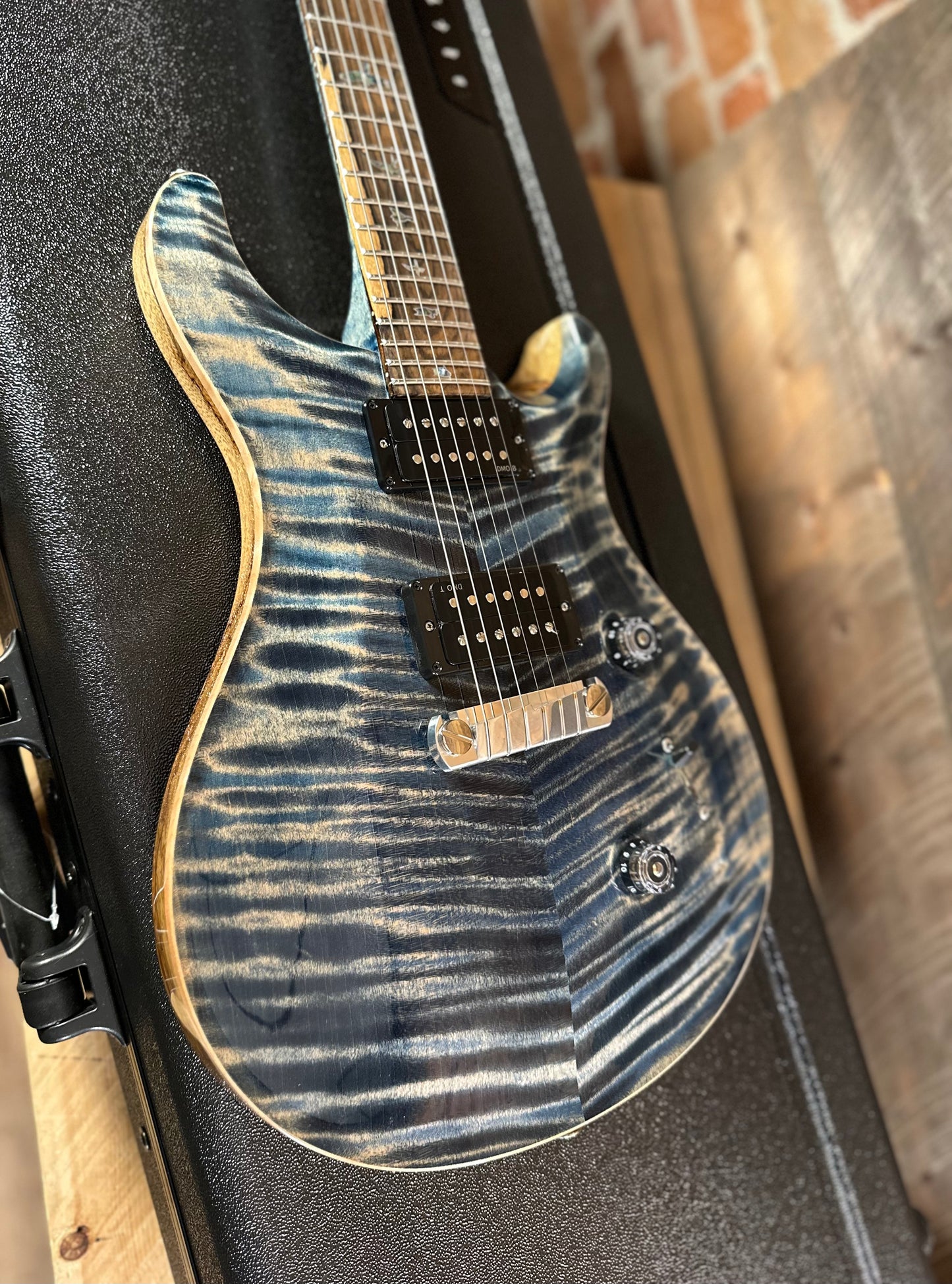 PRS Wood Library Custom 24 Stoptail Limited Edition - Faded Whale Blue (Natural Back) 430447