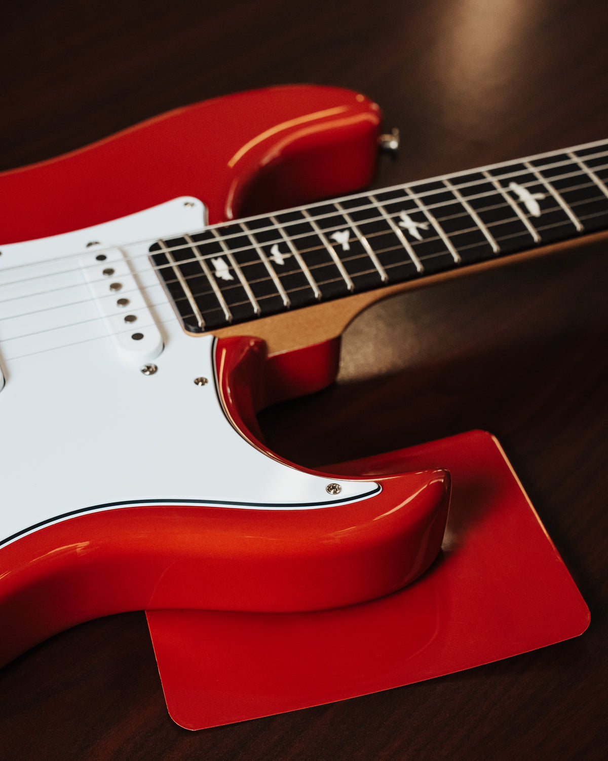 *Pre-Sale Estimated Ship Date 12/26* PRS USA John Mayer Silver Sky Defender Limited Edition - Portofino Red