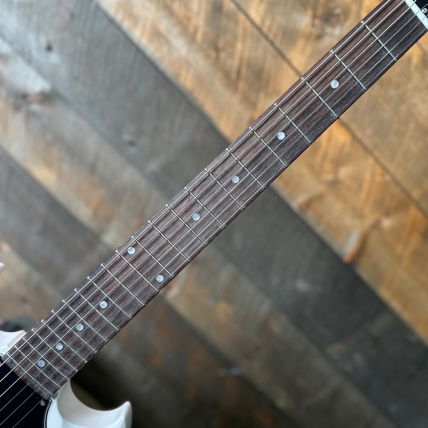 Epiphone YUNGBLUD SG Junior - Classic White 243111522803