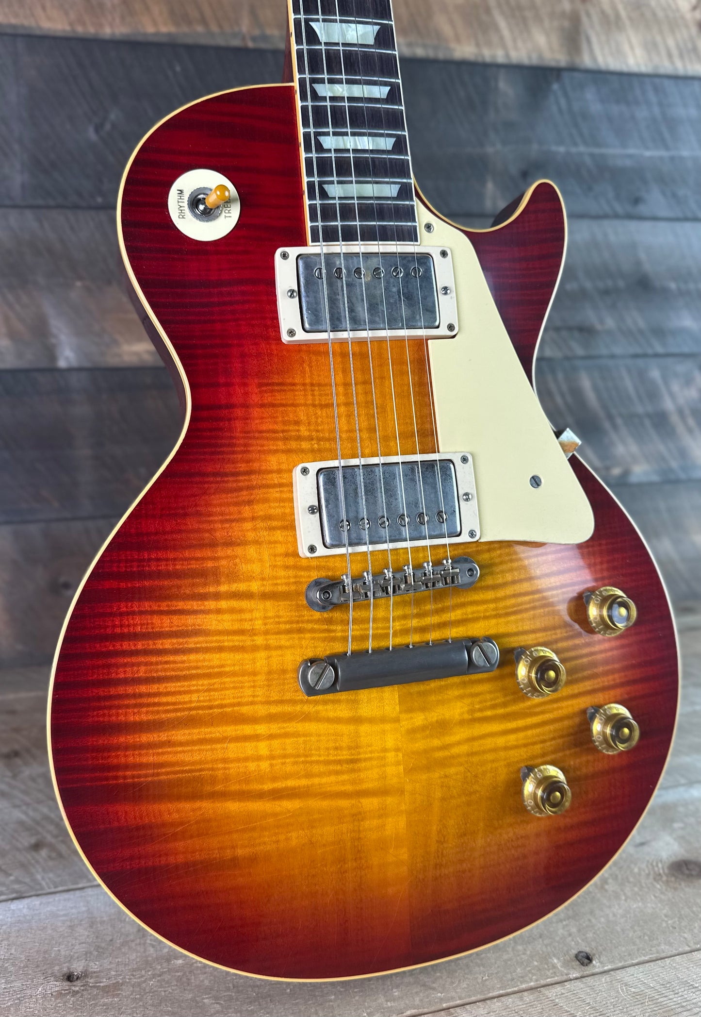 Gibson Custom Shop Murphy Lab 1959 Les Paul Standard Ultra Light Aged - Factory Burst 96675