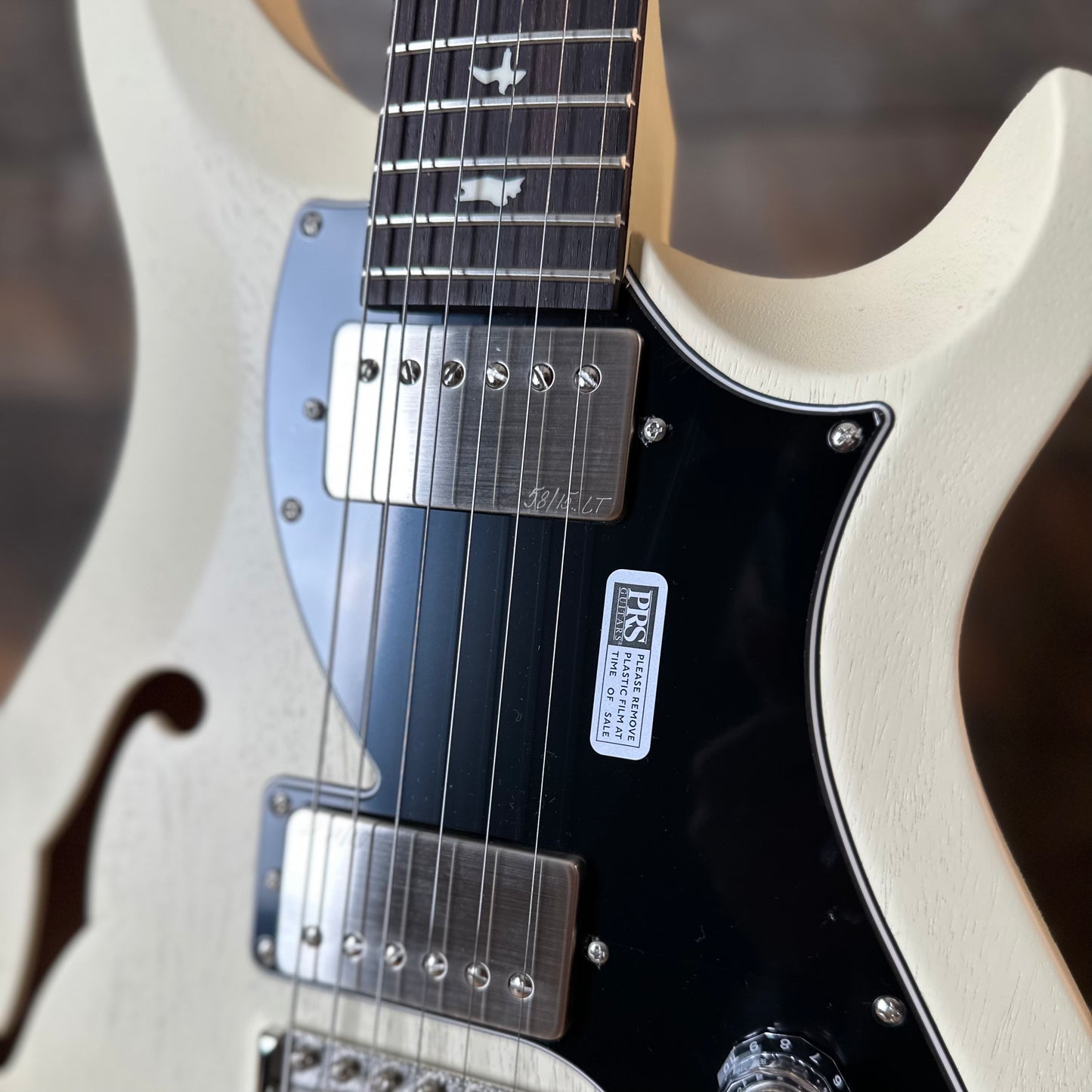 PRS S2 Vela Semi-Hollow HHT Quimper Edition – Antique White Satin Nitro USA Electric Guitar S2088696