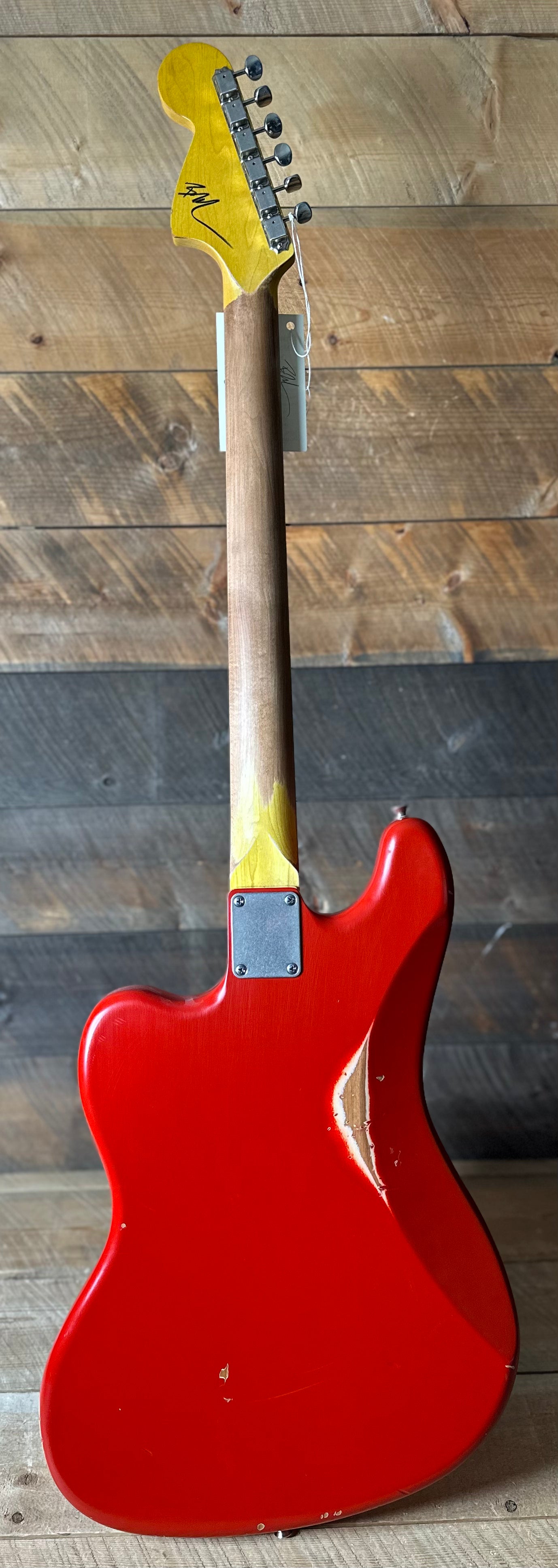 Nash B-6 - Dakota Red NG-6300