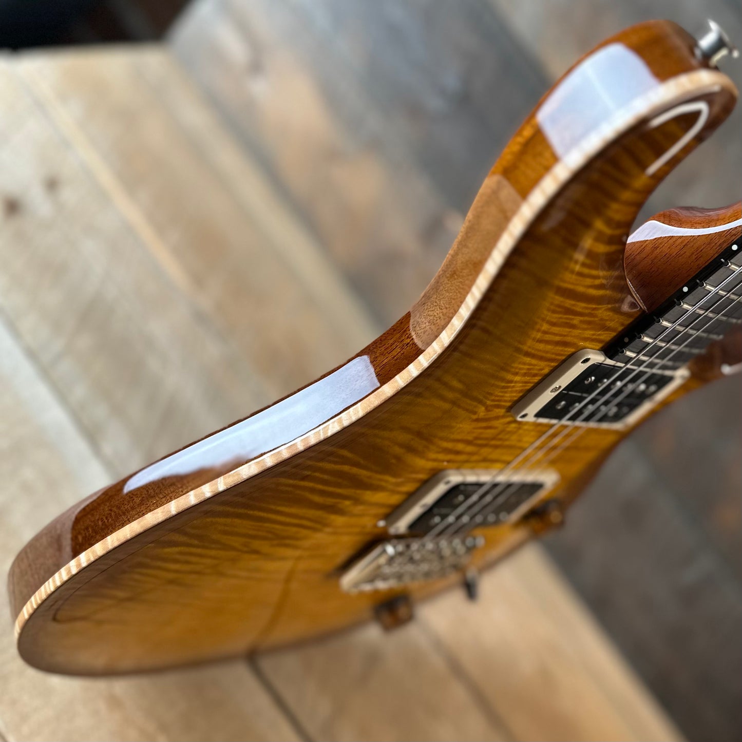 PRS Custom 24 "Birds of a Feather" Limited Edition - Honey Gold 429790