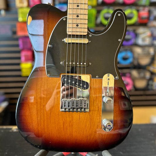 Used Fender Deluxe Nashville Telecaster - 2 Color Sunburst
