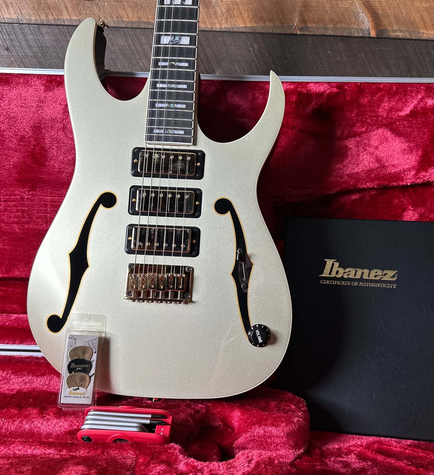Used Ibanez PGM333 30th Anniversary Paul Gilbert Signature - Champagne Gold