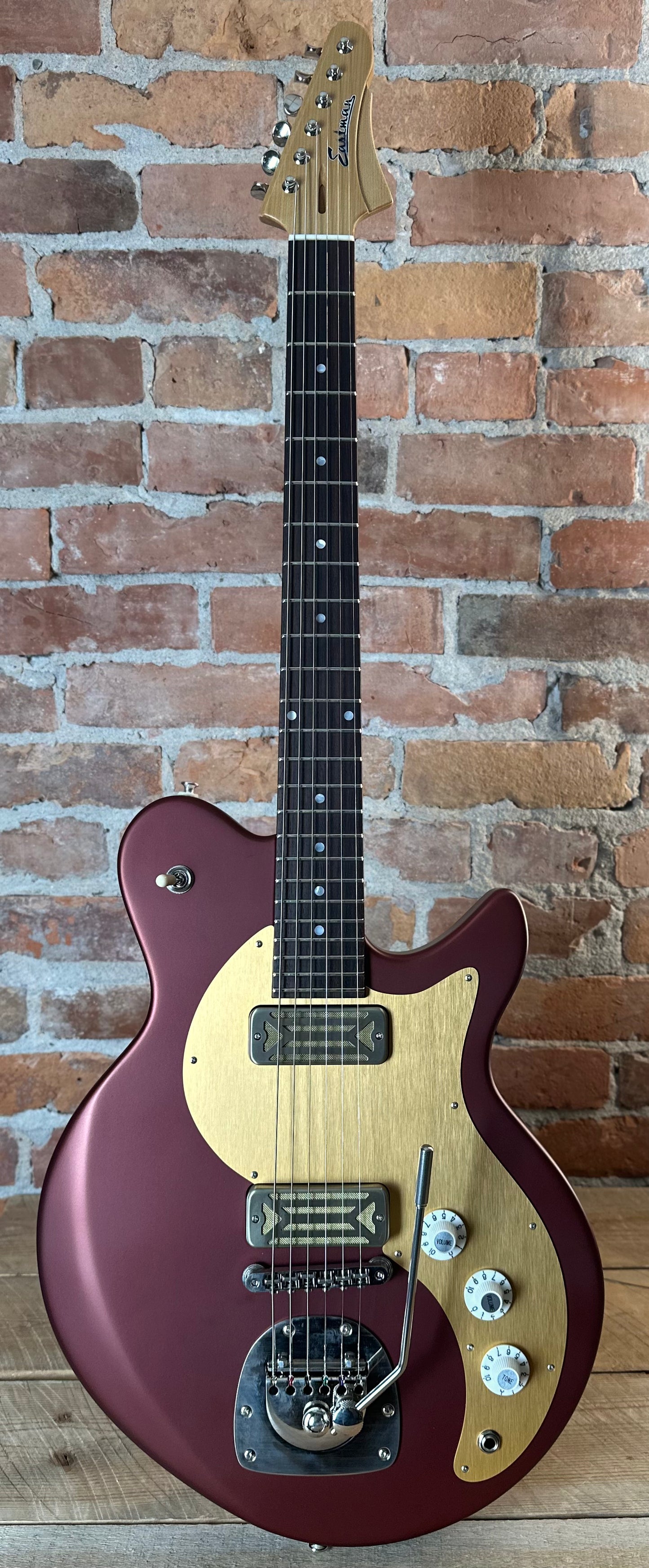 Eastman FullerTone Offset'62 Solid Body Electric Guitar - Dakota Red