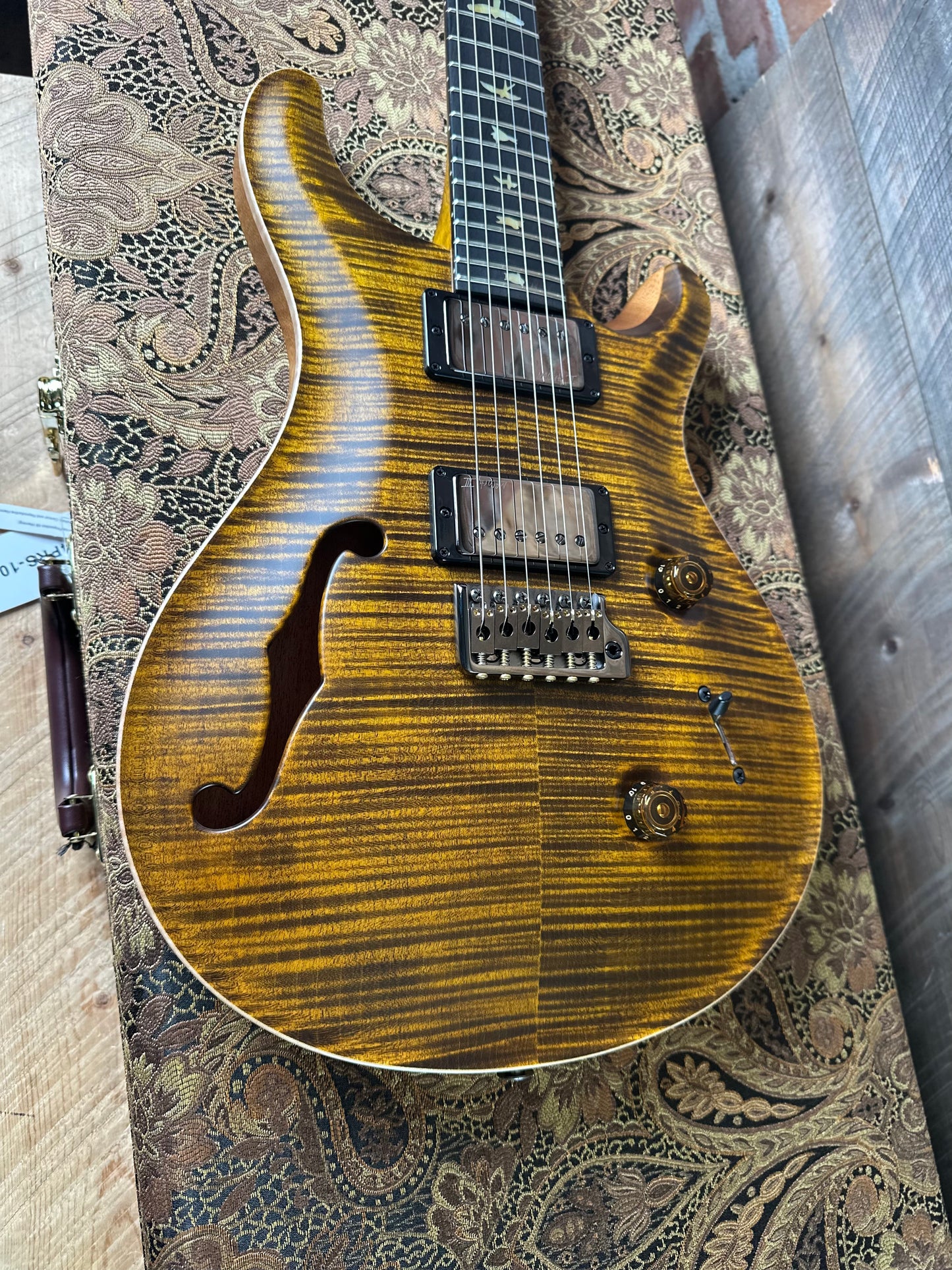 PRS Wood Library Custom 24 Fatback Semi-Hollow McCarty III Pickups Ebony Fretboard Satin Yellow Tiger Finish Stained Maple Neck 423670
