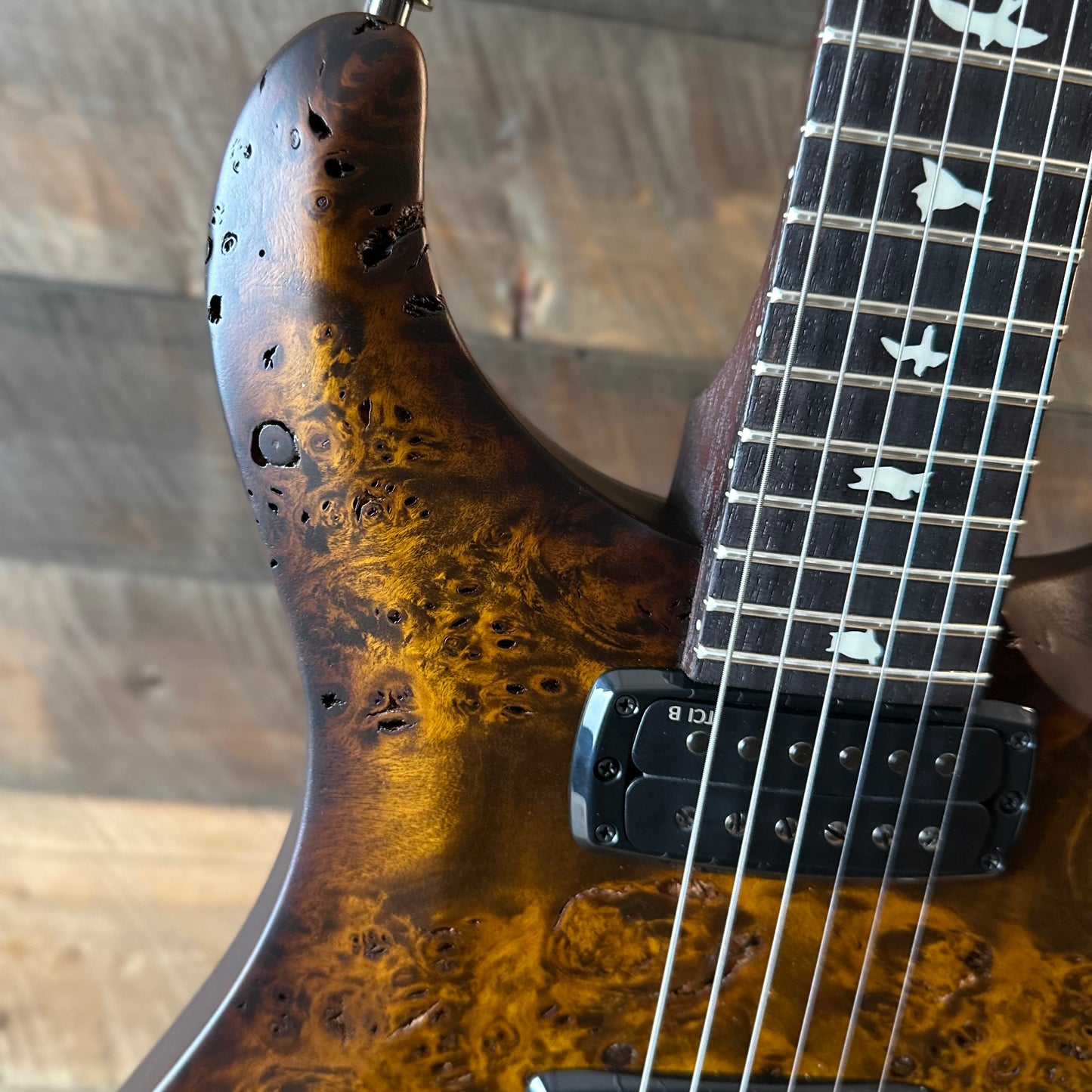 PRS Limited Edition Wood Library Select S2 Custom 24-08 Poplar Burl Top - Black Gold Burst  S2087816