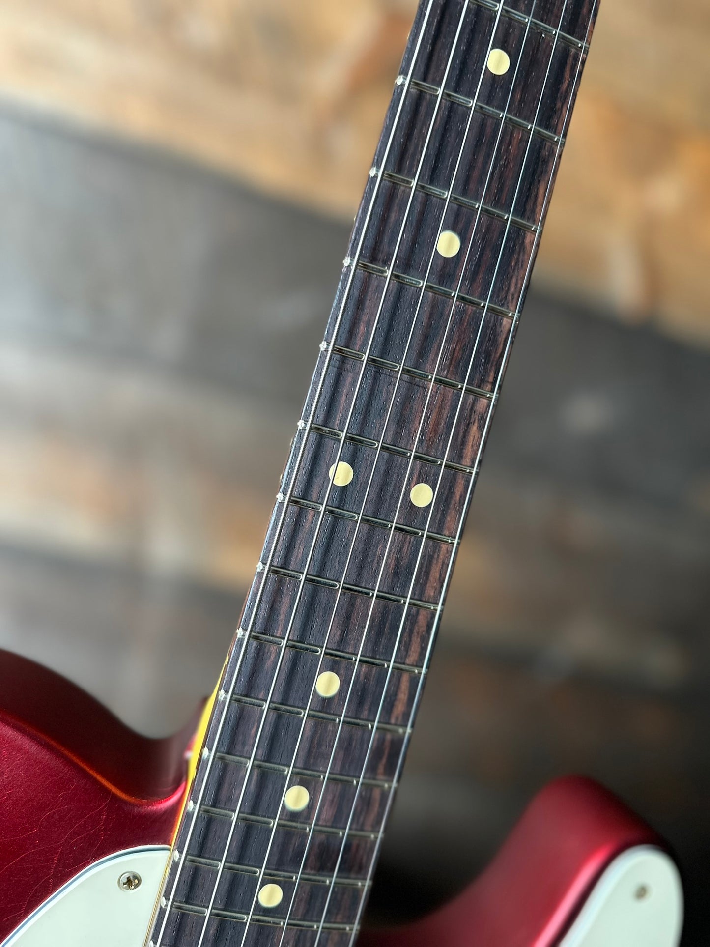 LSL Instruments Limited Chris Fleming Series 60's T-bone Light Age - (Fleming Style) Candy Apple Red GOJI 8383