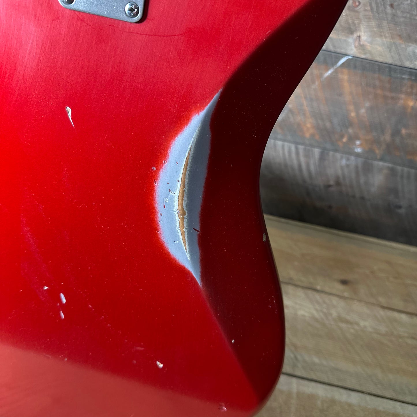 Nash JG-63 - Candy Apple Red QUI-1